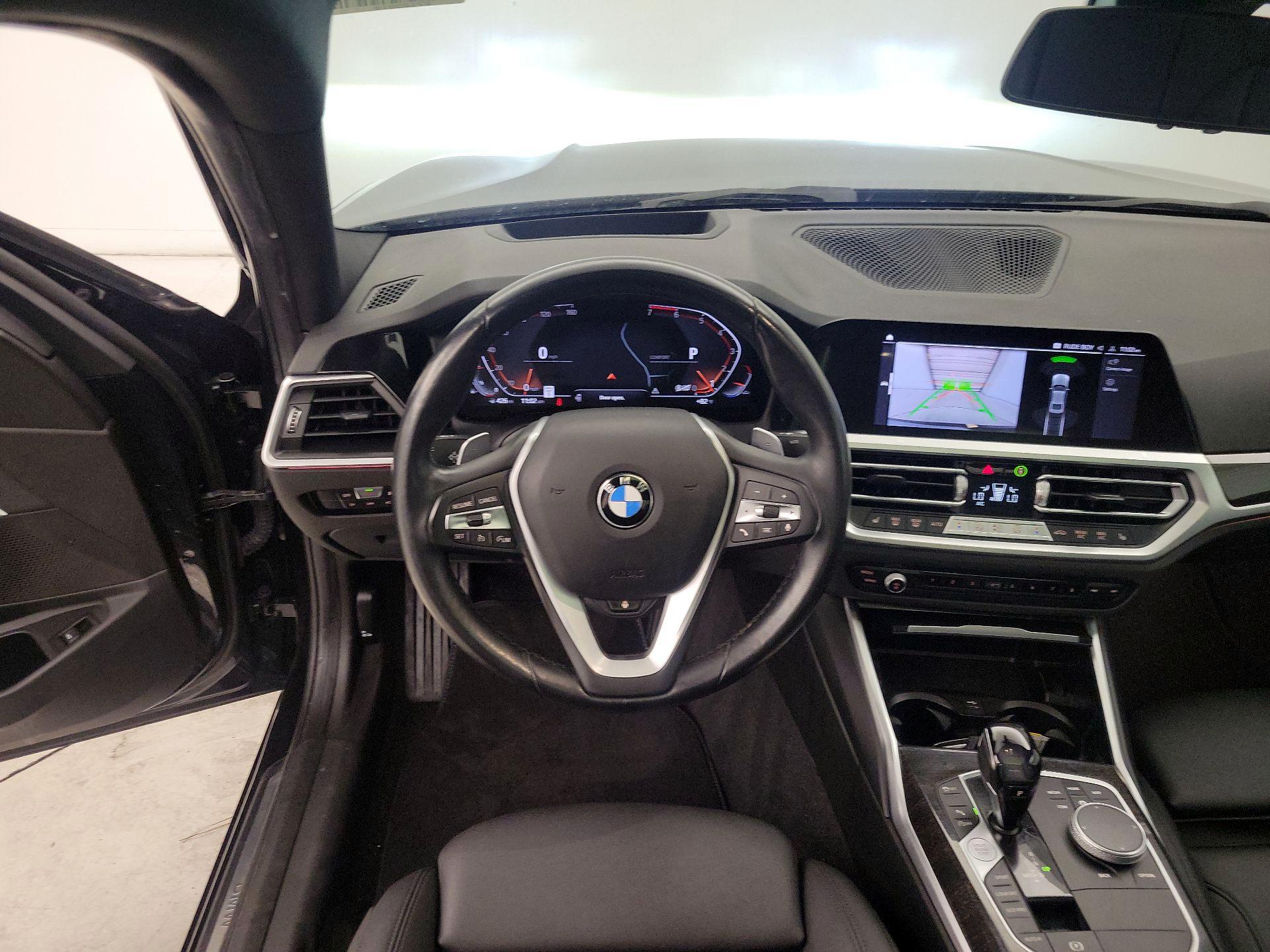 Thumbnail: 2021 BMW 3 Series - 10