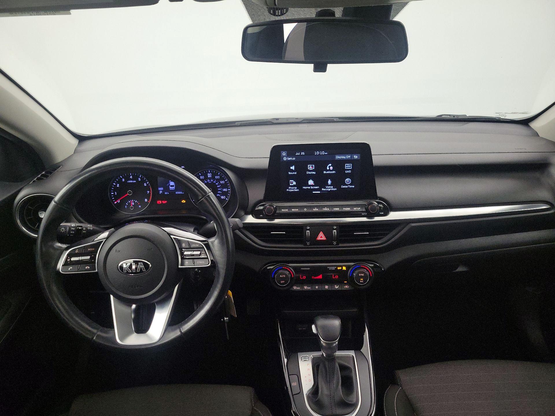 Thumbnail: 2019 Kia Forte - 9