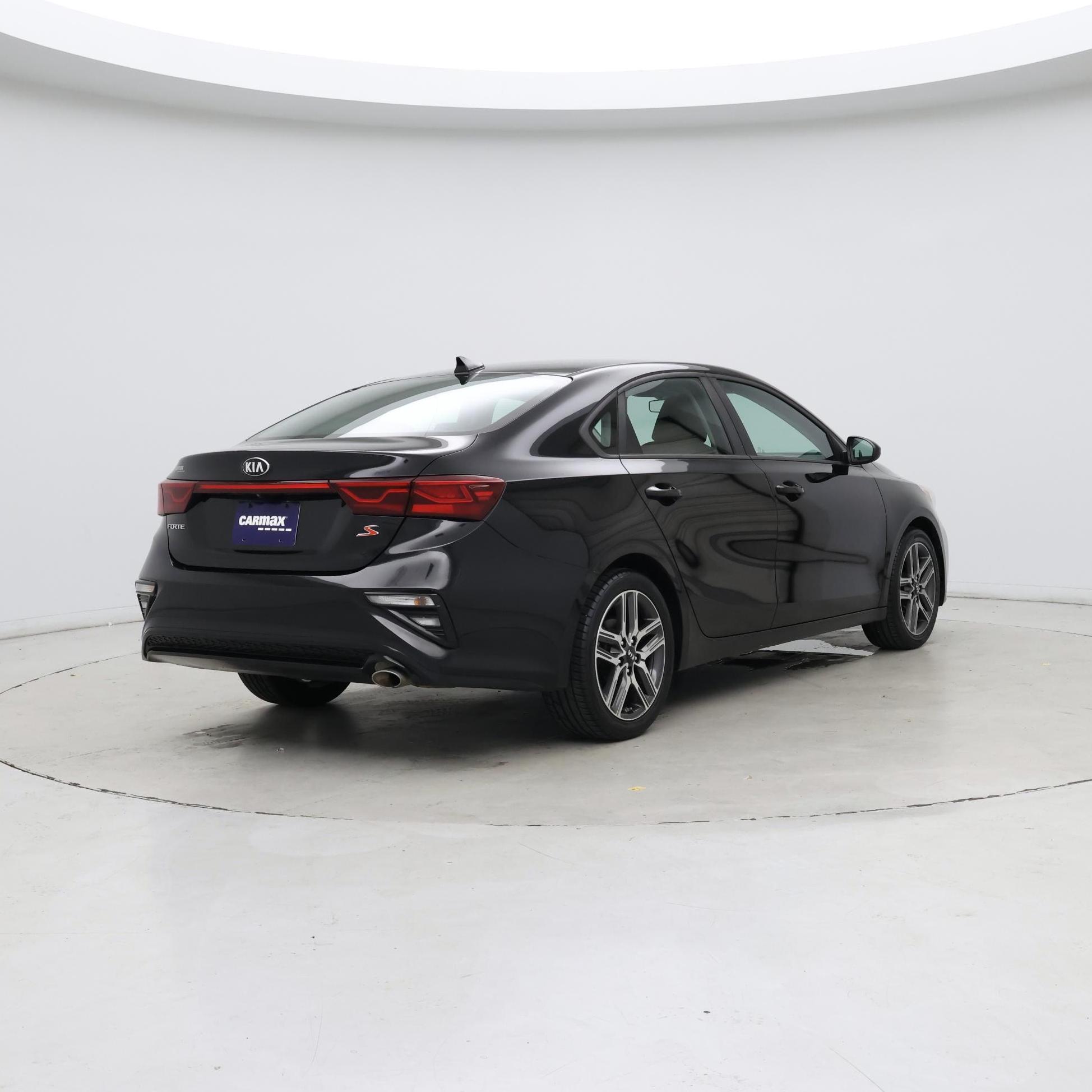 Thumbnail: 2019 Kia Forte - 8