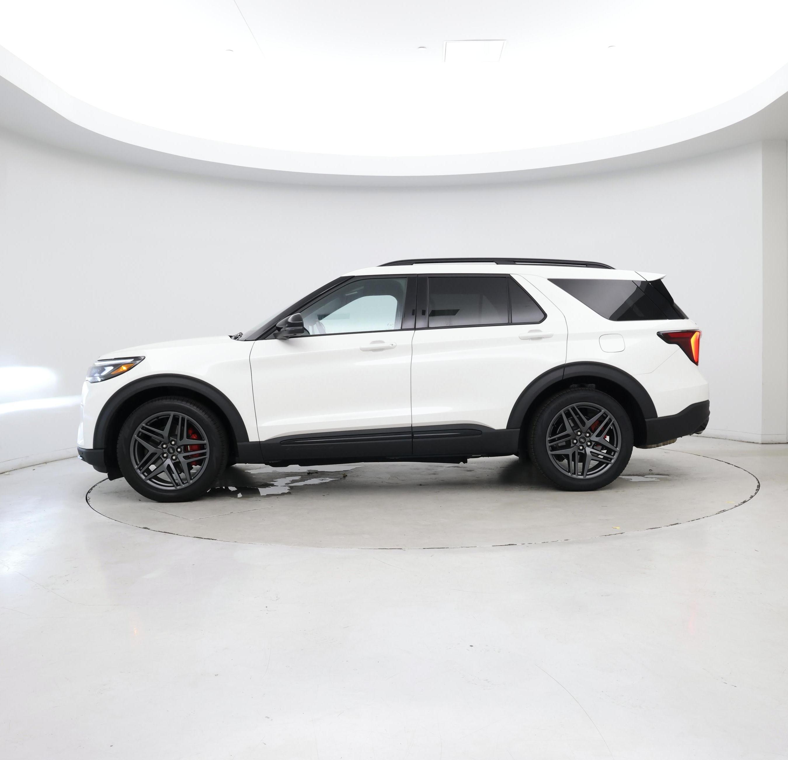 Thumbnail: 2025 Ford Explorer - 3
