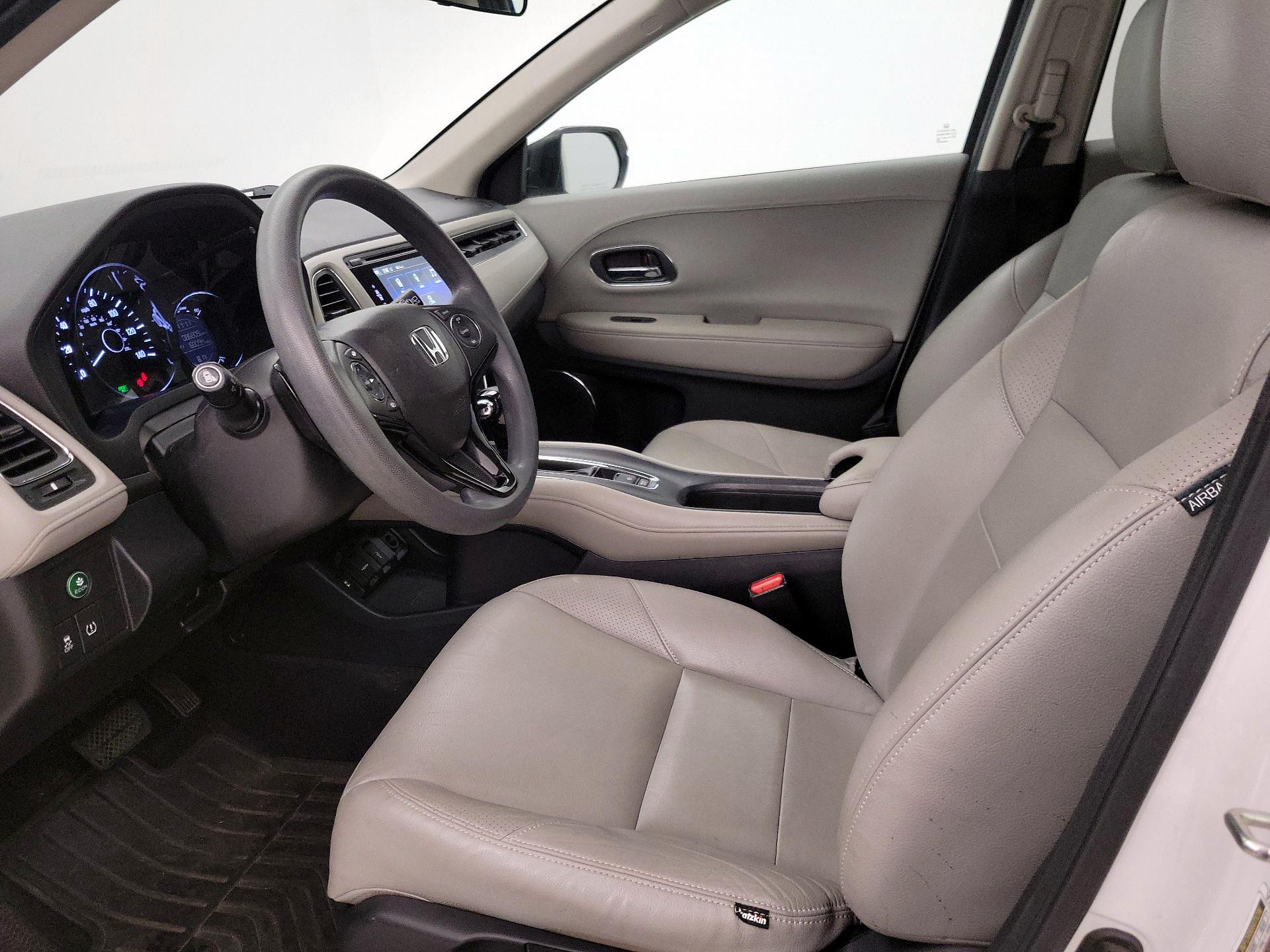 Thumbnail: 2016 Honda HR-V - 11