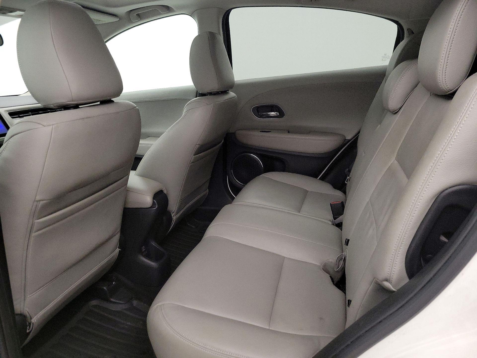 Thumbnail: 2016 Honda HR-V - 20