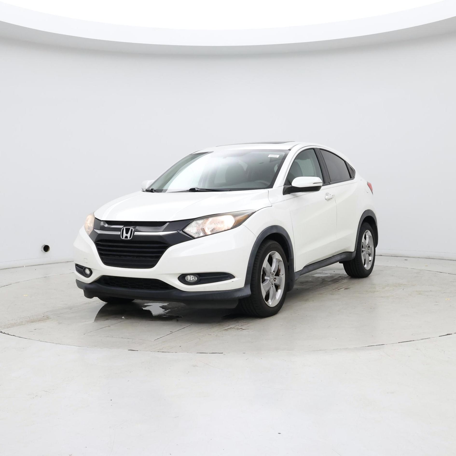 Thumbnail: 2016 Honda HR-V - 4