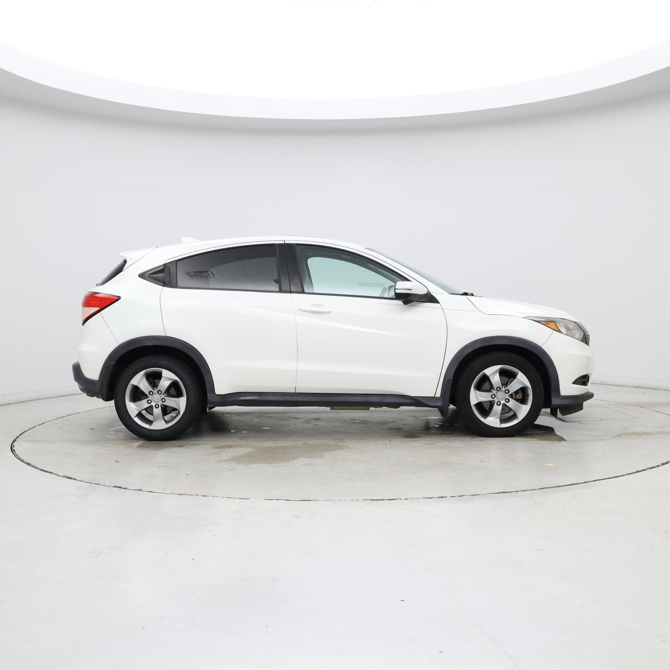 Thumbnail: 2016 Honda HR-V - 7