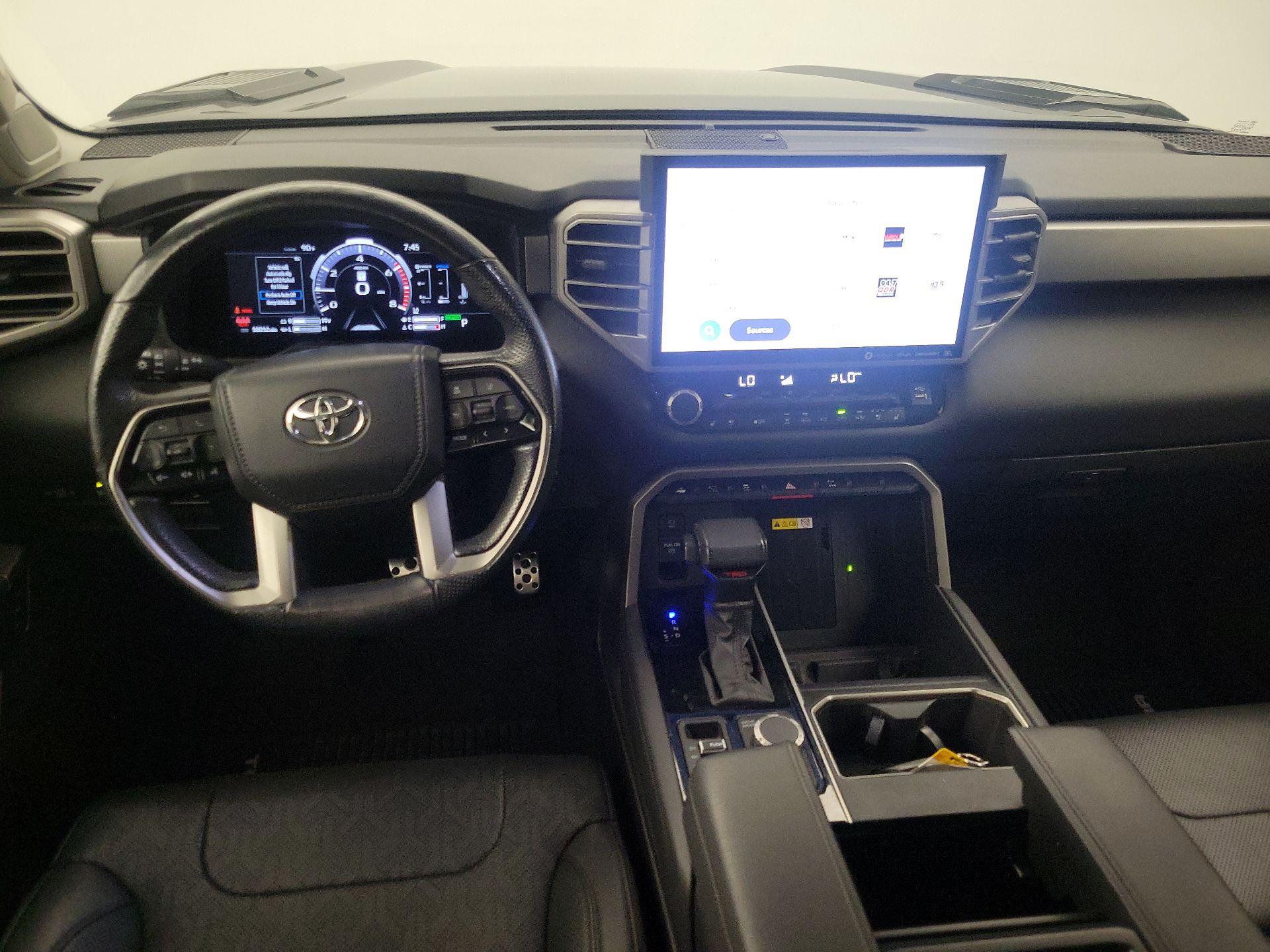 Thumbnail: 2022 Toyota Tundra - 9