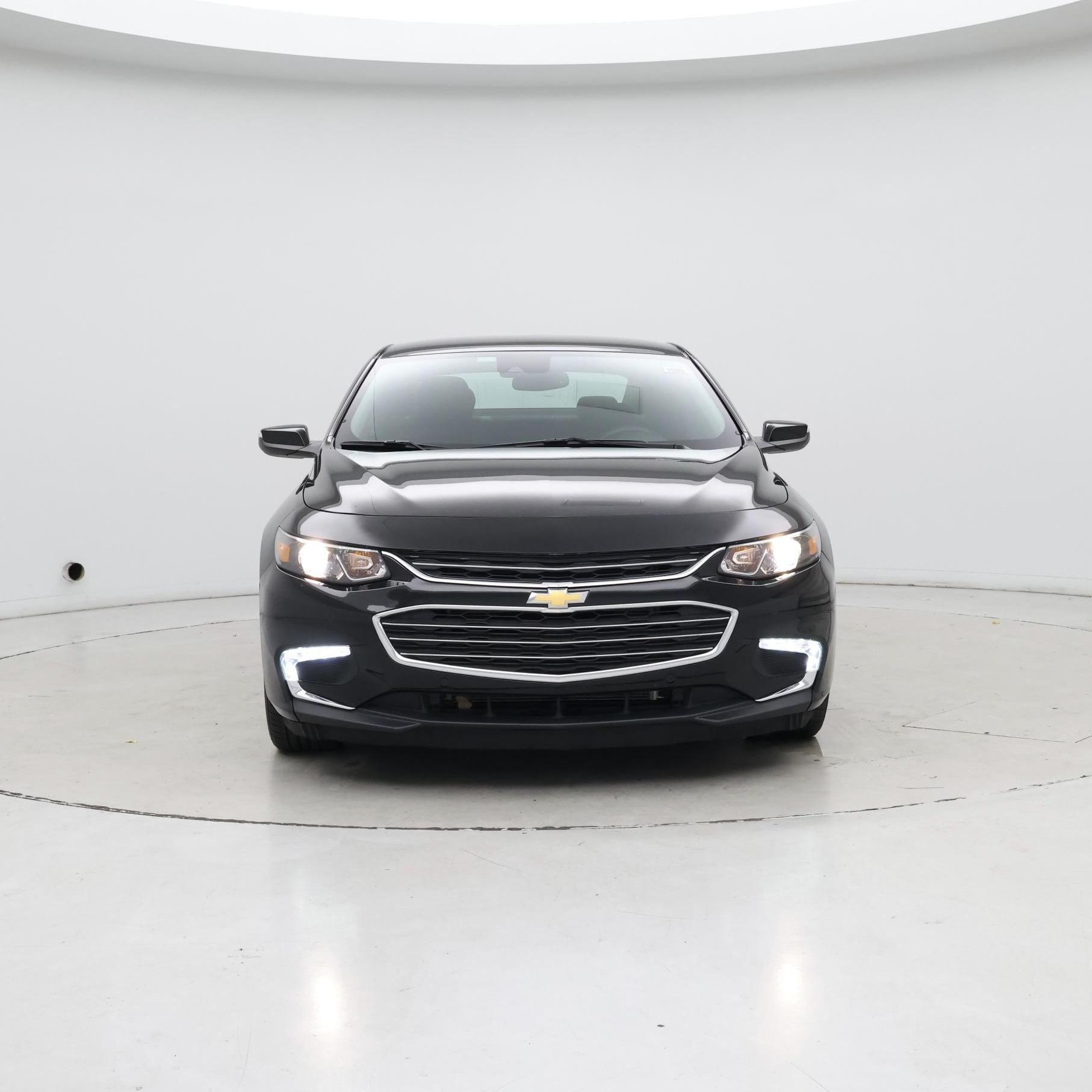 Thumbnail: 2017 Chevrolet Malibu - 5