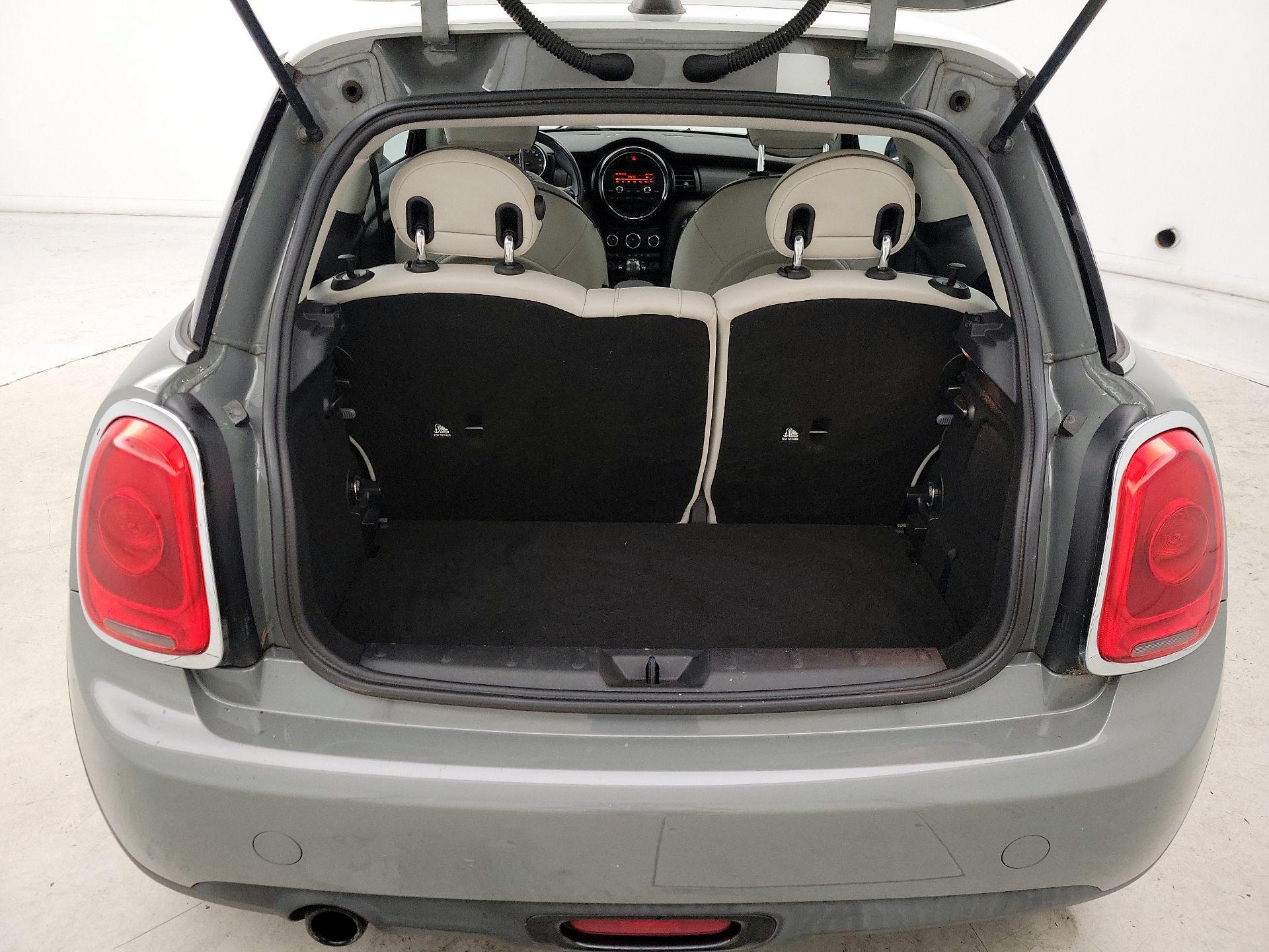Thumbnail: 2015 MINI Cooper Hardtop - 18