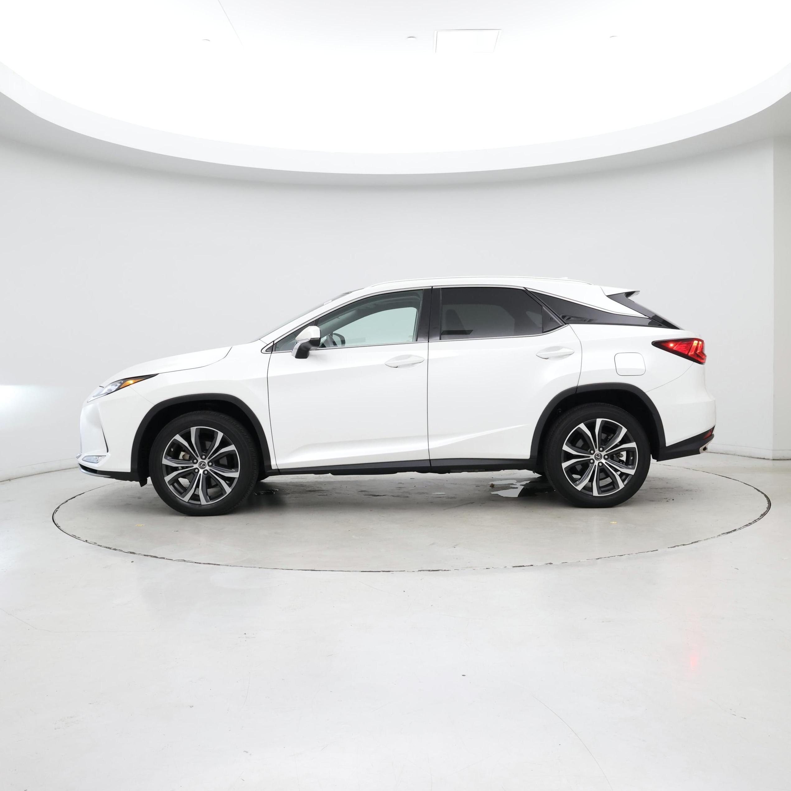 Thumbnail: 2022 Lexus RX - 3