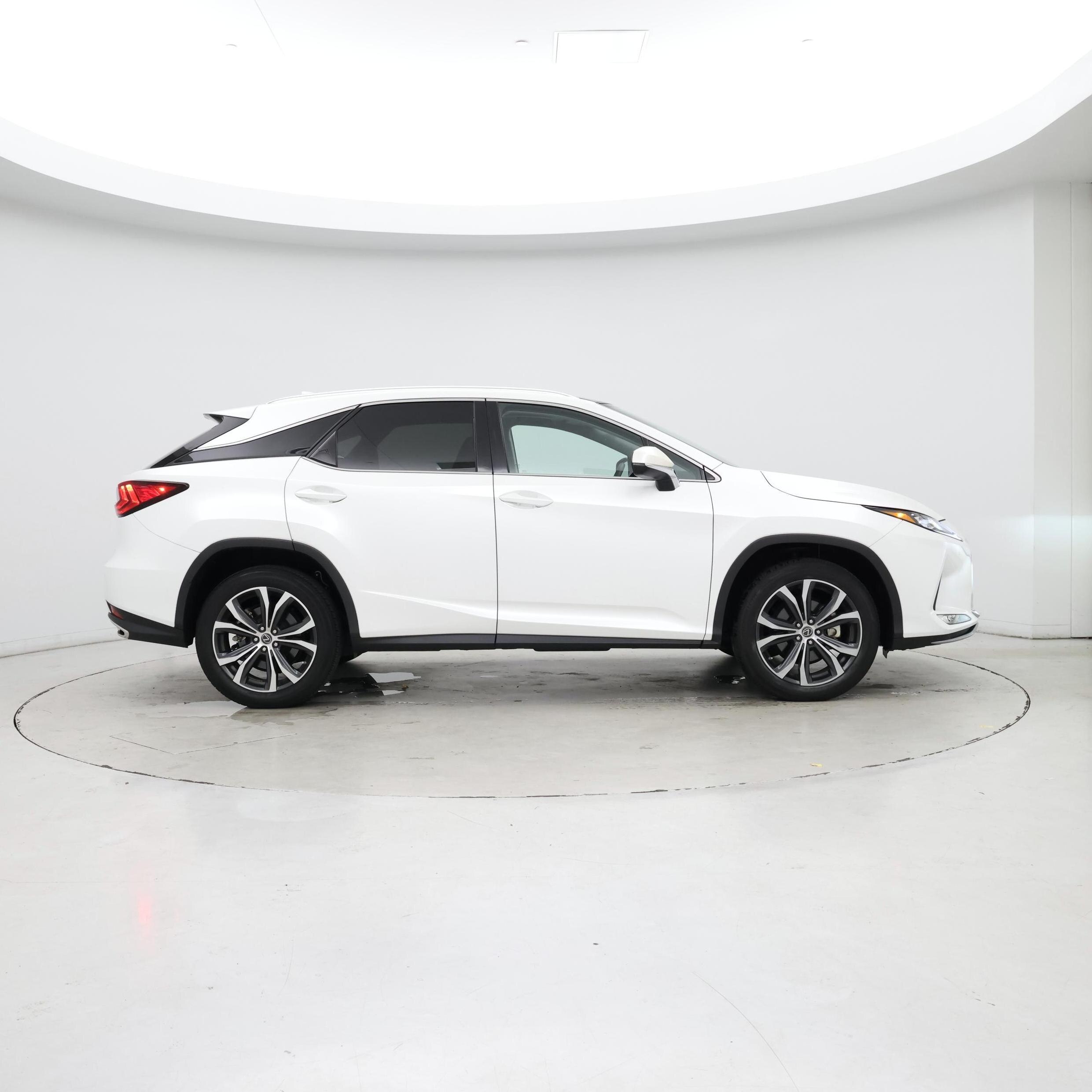 Thumbnail: 2022 Lexus RX - 7
