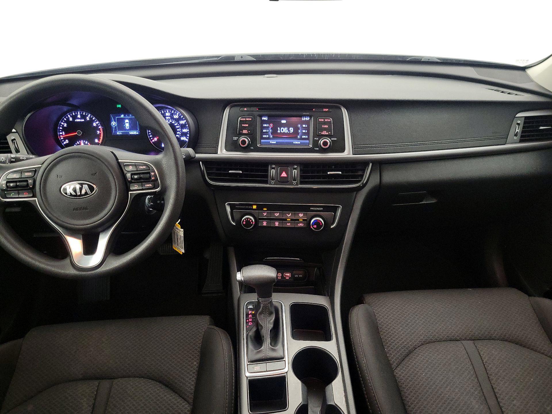Thumbnail: 2017 Kia Optima - 9