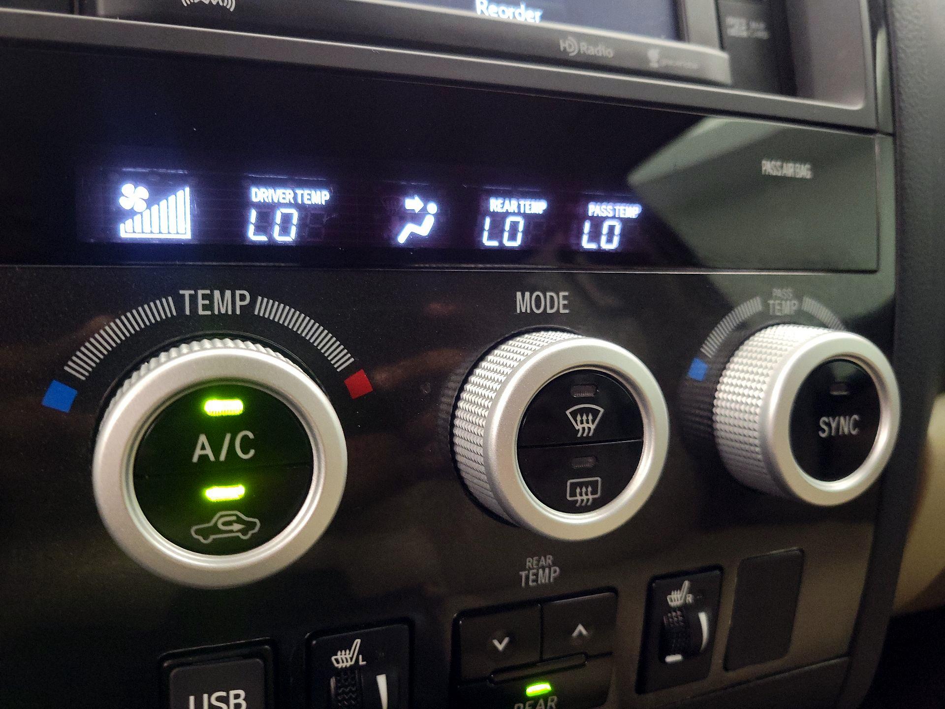 Thumbnail: 2018 Toyota Sequoia - 17