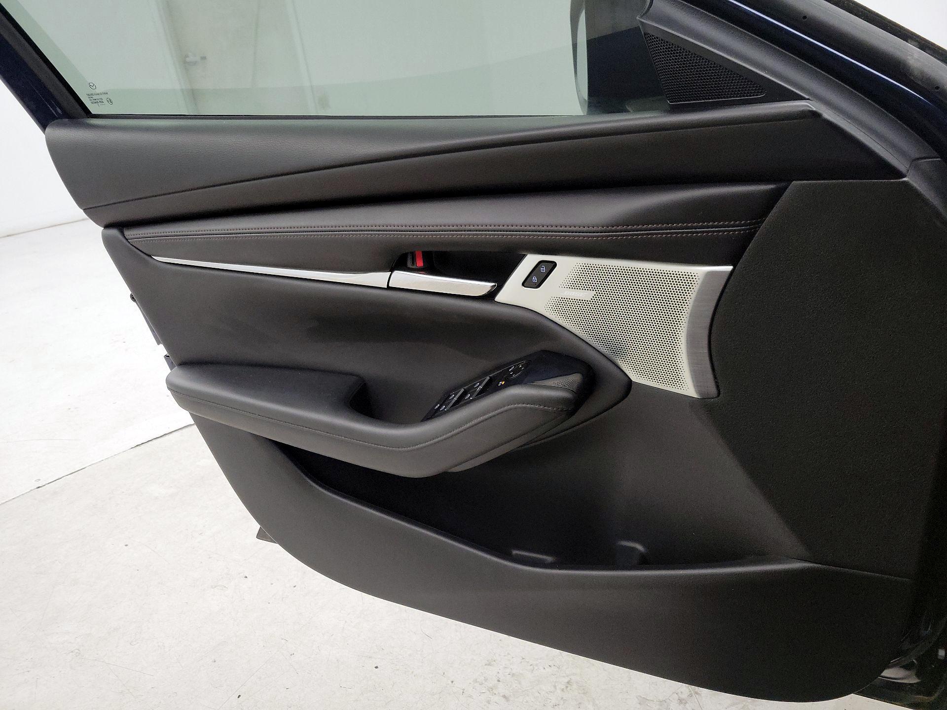 Thumbnail: 2019 Mazda Mazda3 - 12