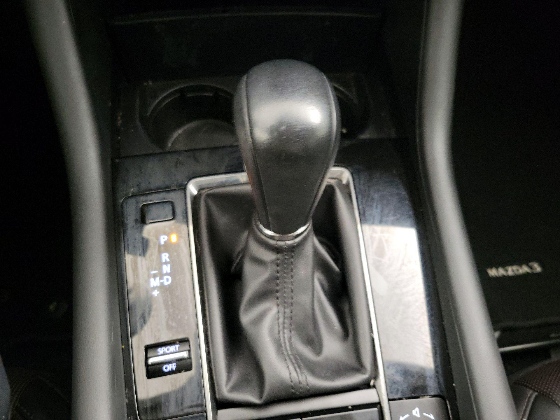 Thumbnail: 2019 Mazda Mazda3 - 17