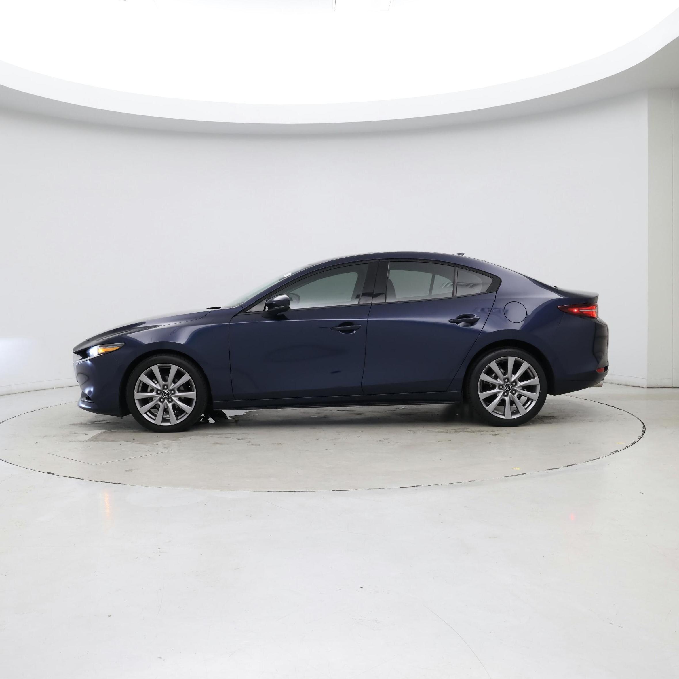 Thumbnail: 2019 Mazda Mazda3 - 3