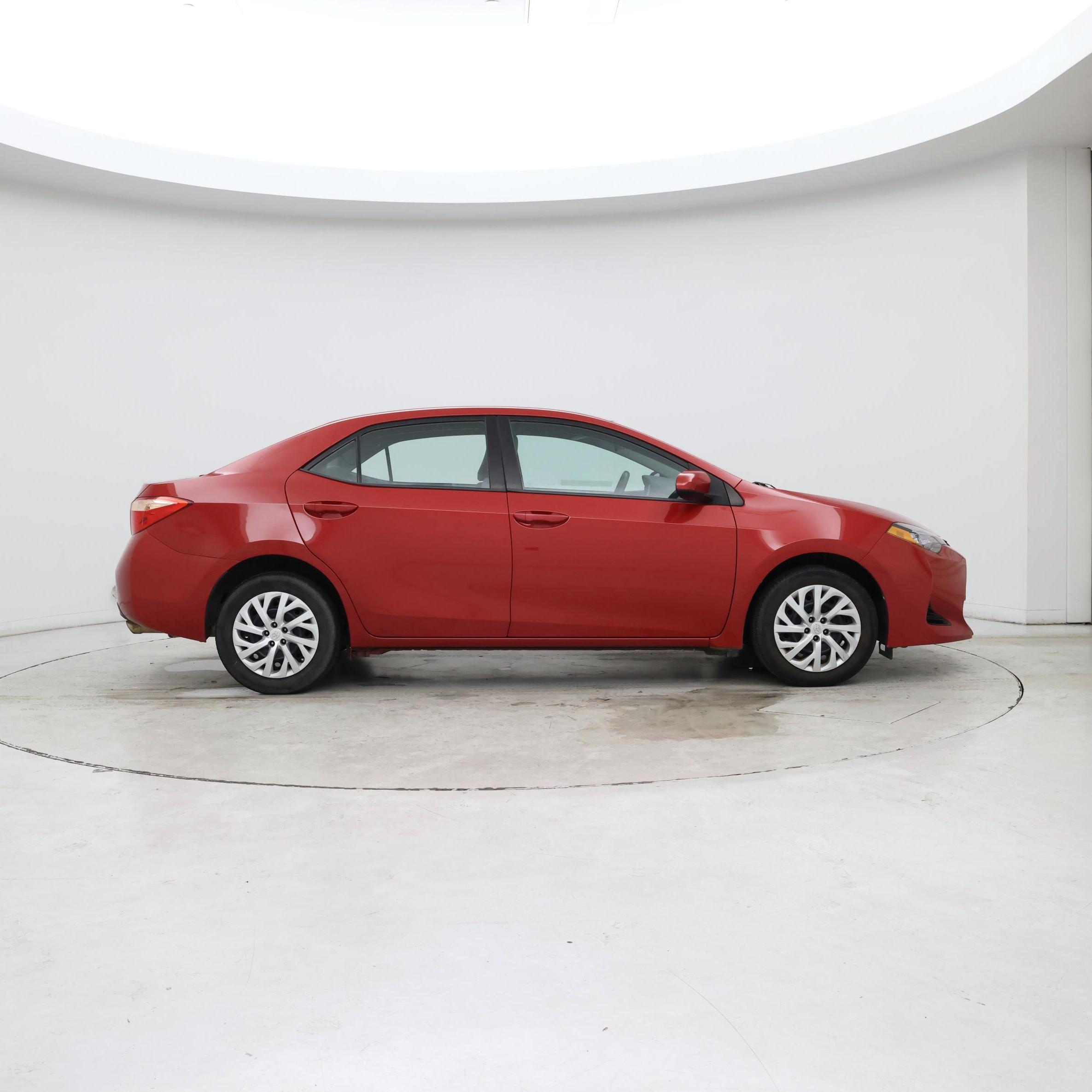 Thumbnail: 2017 Toyota Corolla - 7