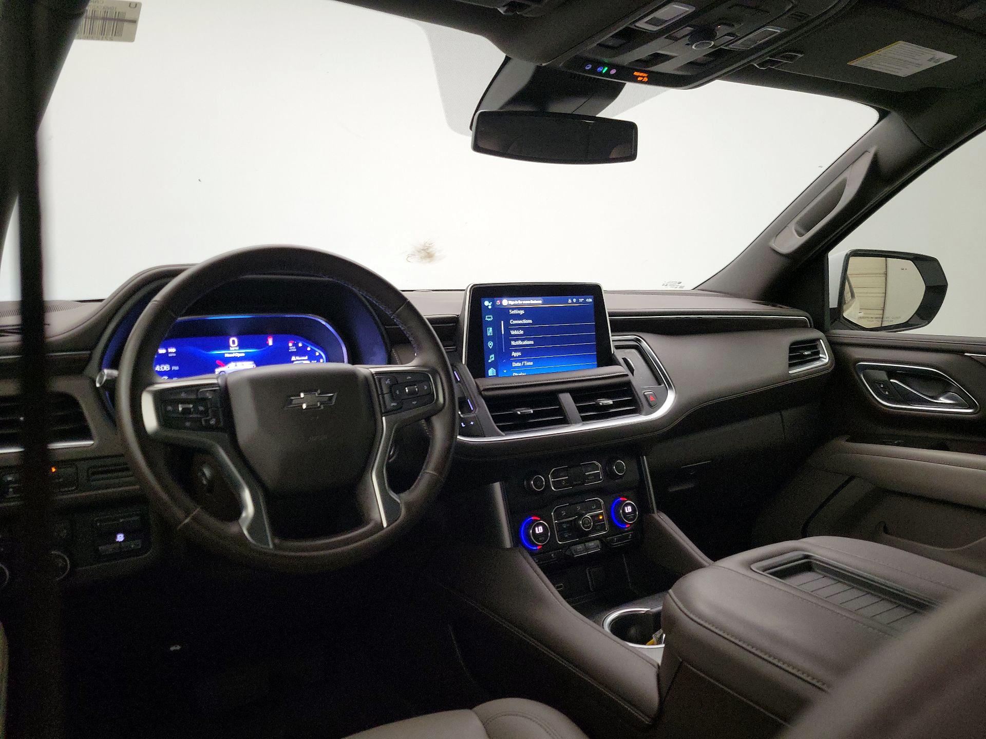Thumbnail: 2023 Chevrolet Suburban - 9