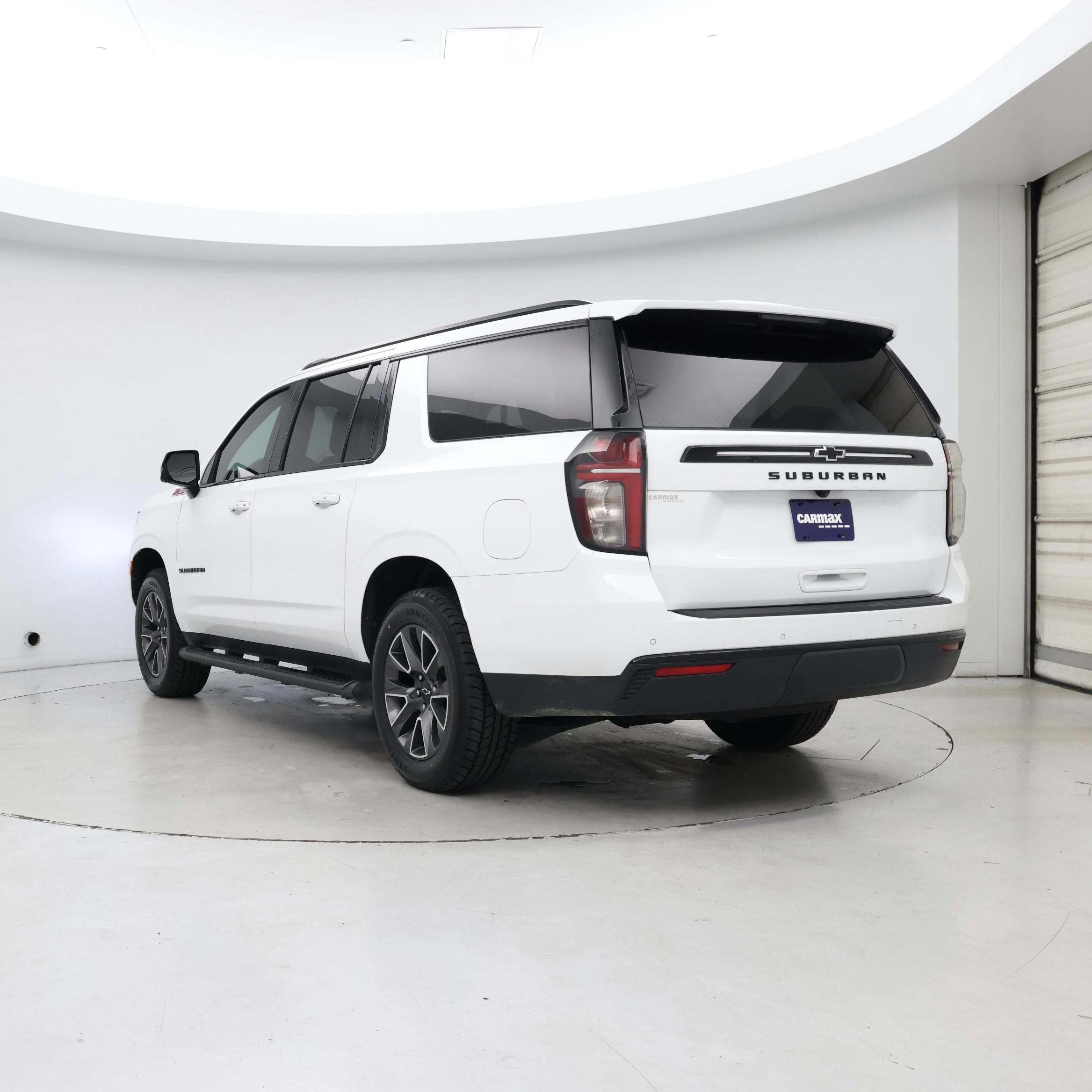 Thumbnail: 2023 Chevrolet Suburban - 2