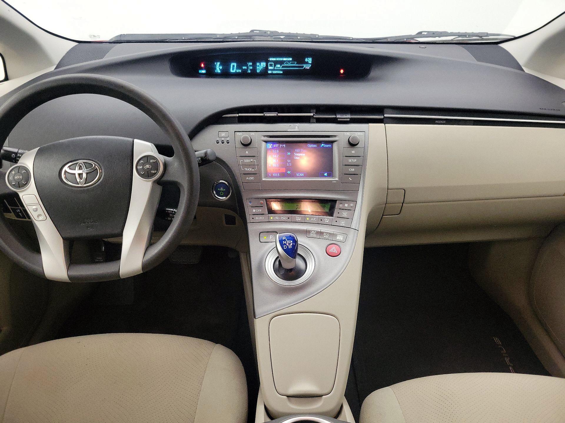Thumbnail: 2013 Toyota Prius - 9