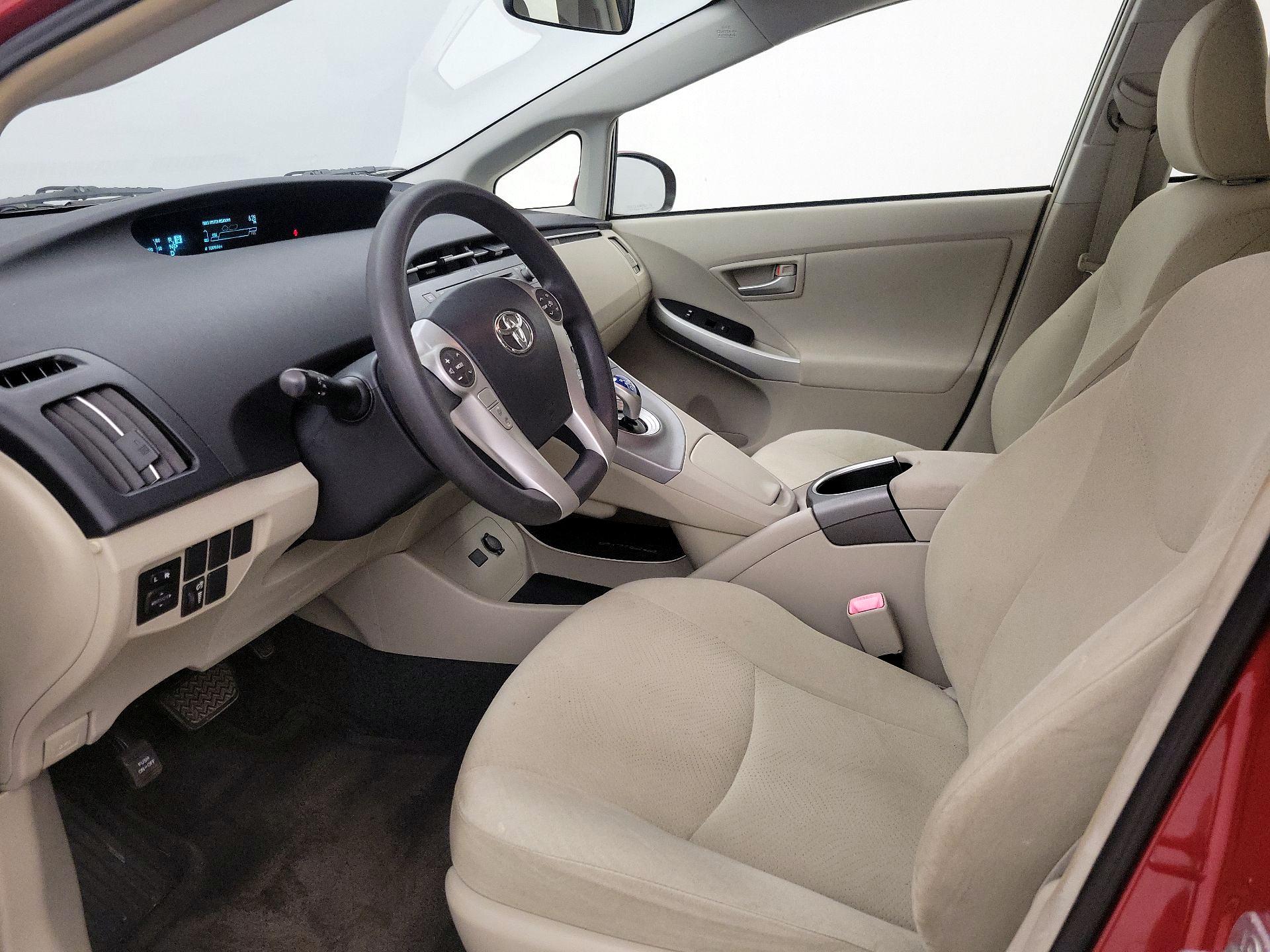 Thumbnail: 2013 Toyota Prius - 11
