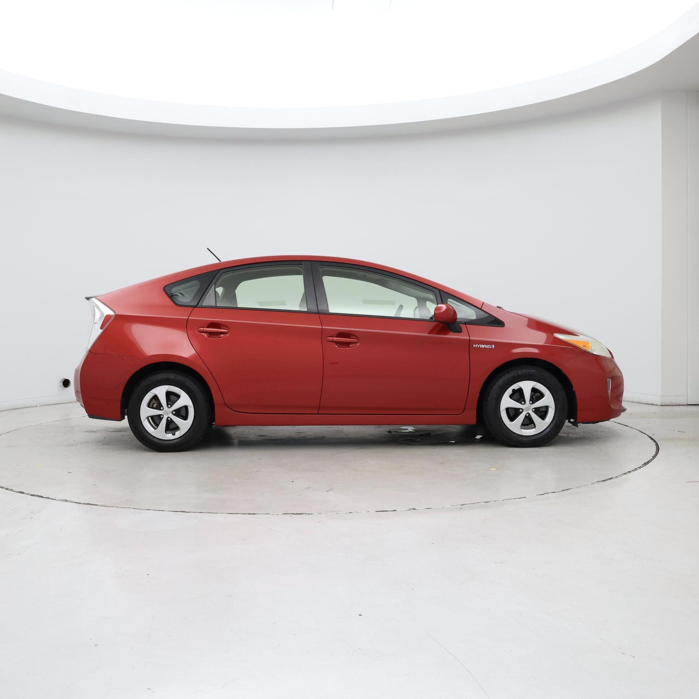 Thumbnail: 2013 Toyota Prius - 7