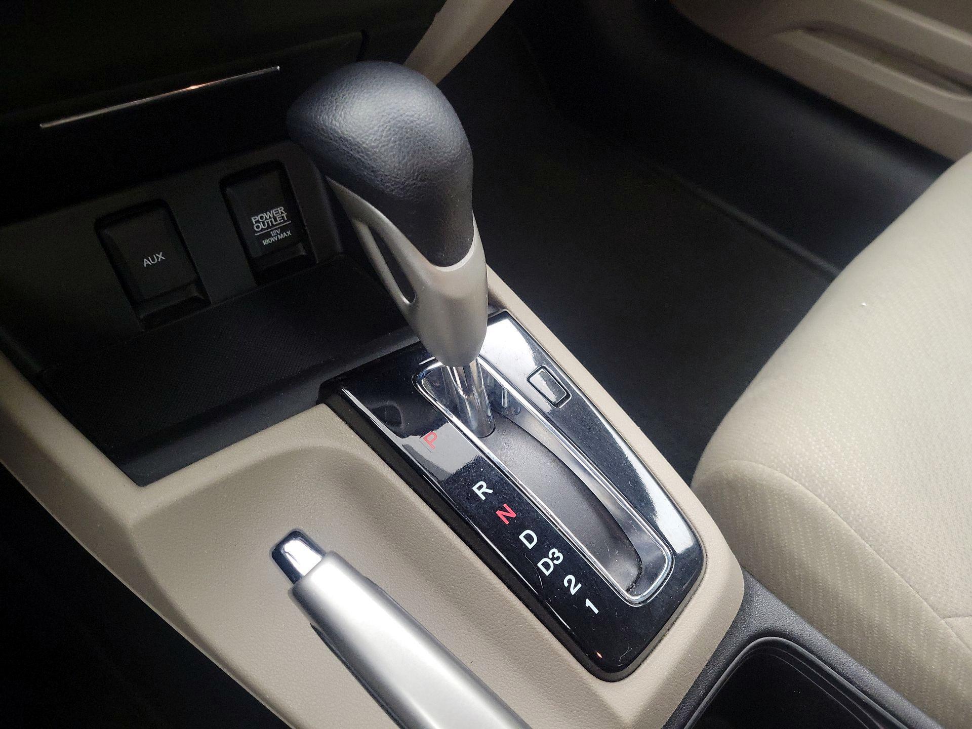 Thumbnail: 2013 Honda Civic - 17