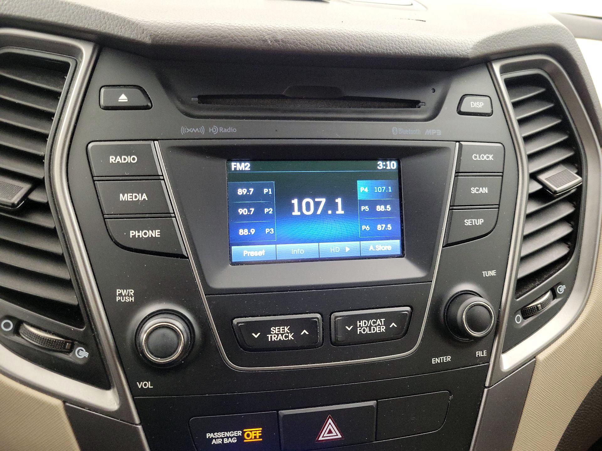 Thumbnail: 2014 Hyundai Santa Fe - 15