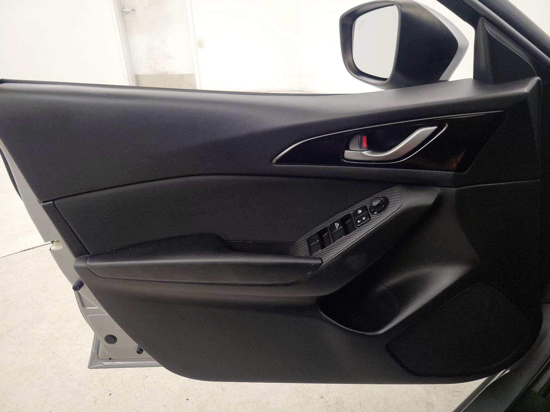 Thumbnail: 2014 Mazda Mazda3 - 12