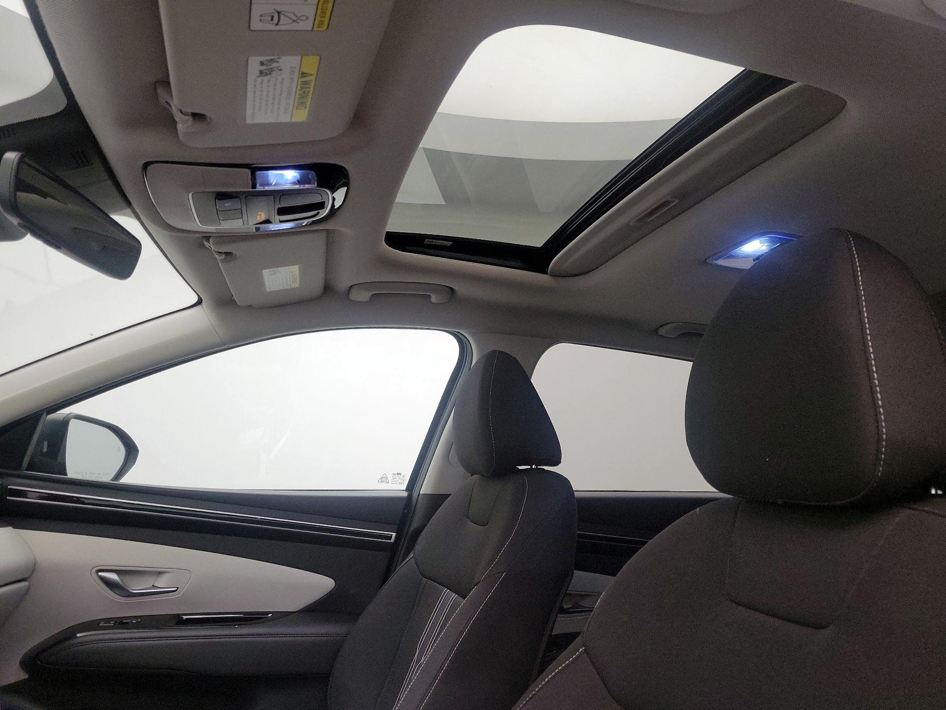 Thumbnail: 2022 Hyundai Tucson - 19