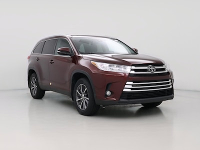 Red 2019 Toyota Highlander XLE