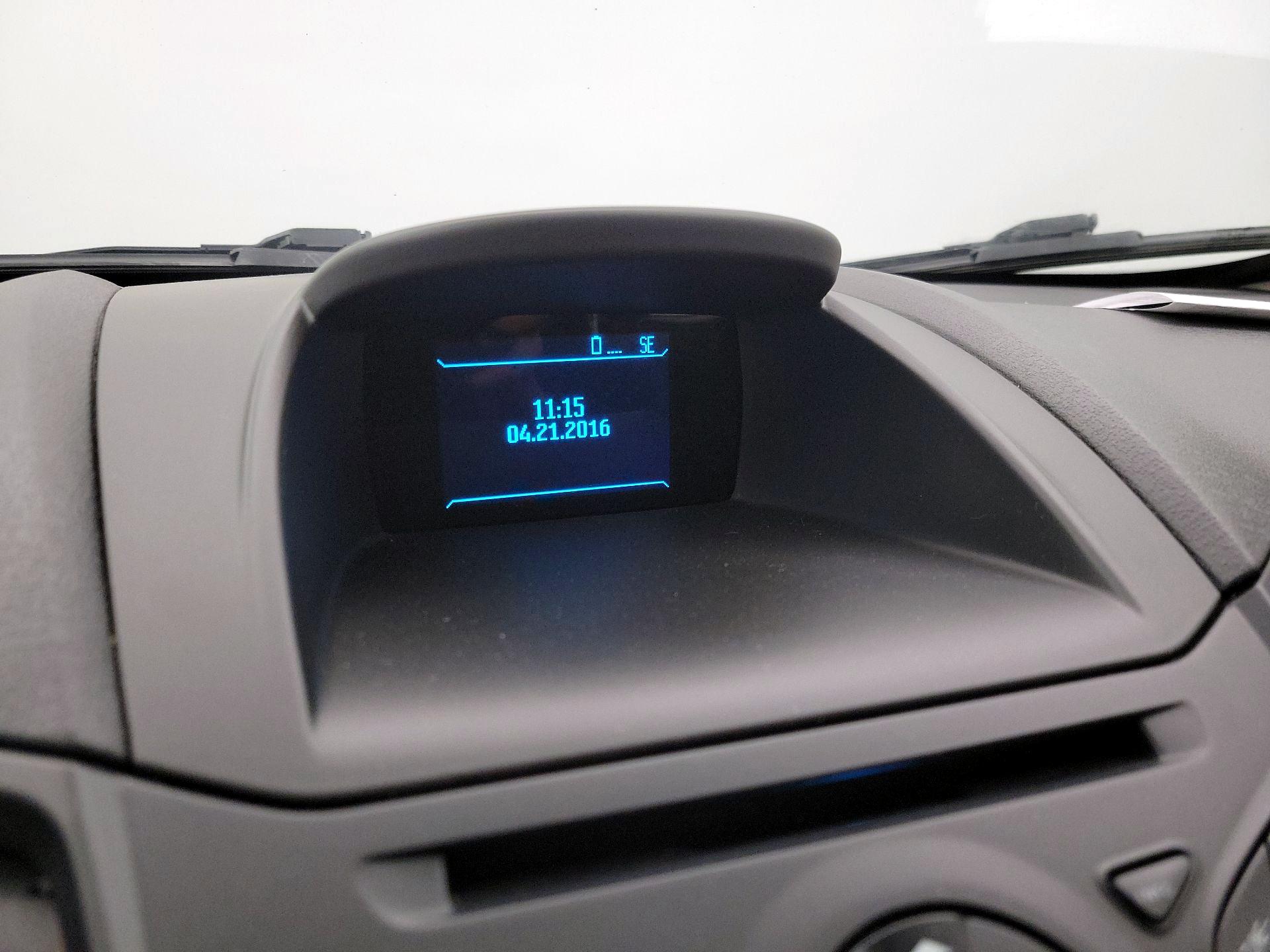 Thumbnail: 2015 Ford Fiesta - 14