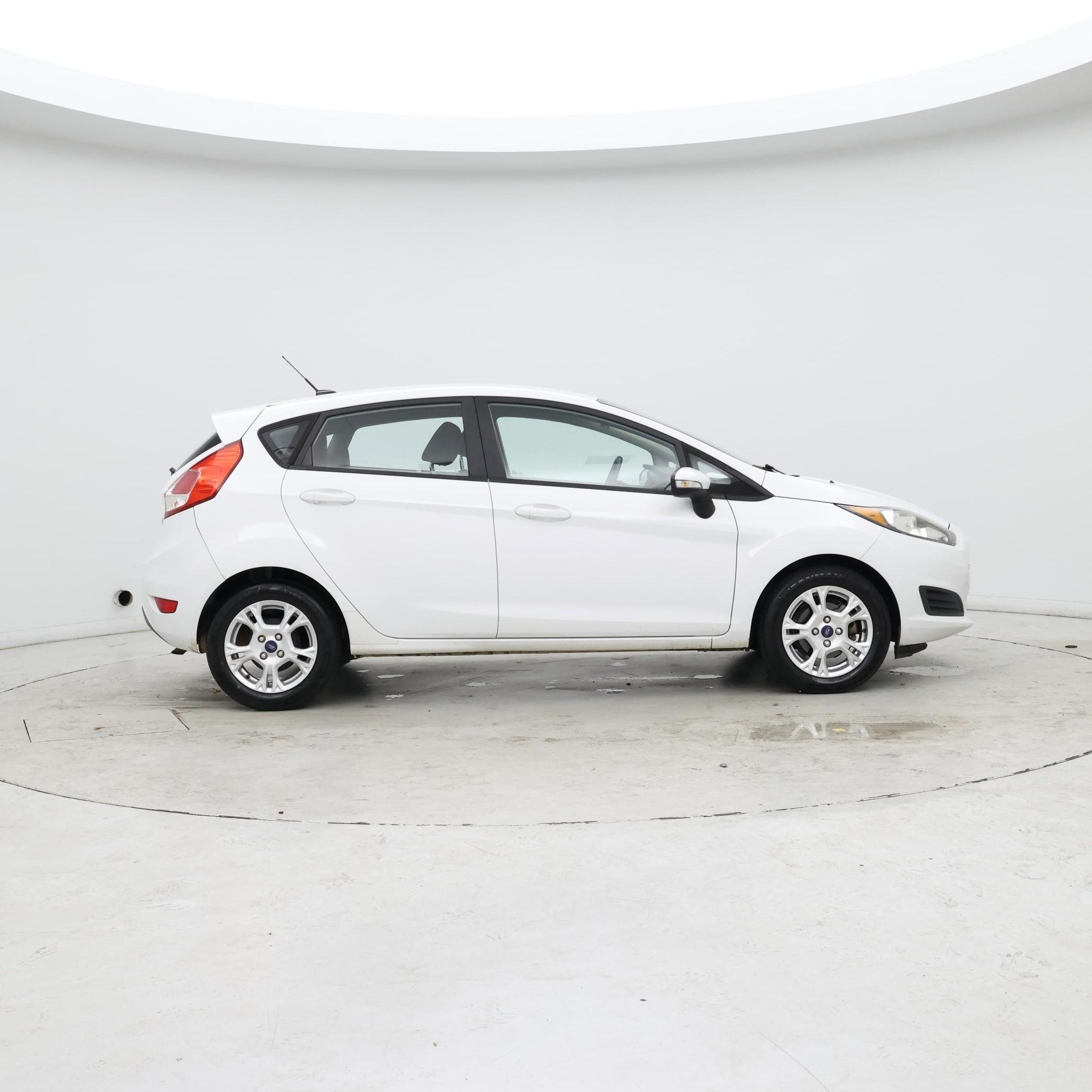 Thumbnail: 2015 Ford Fiesta - 7