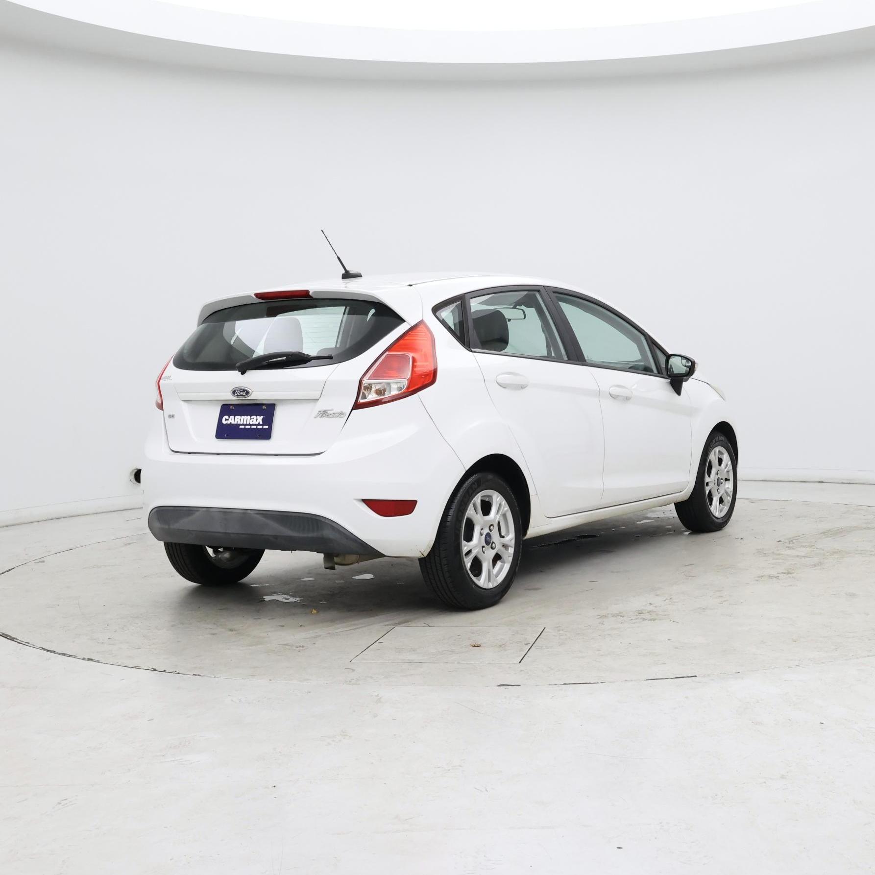 Thumbnail: 2015 Ford Fiesta - 8