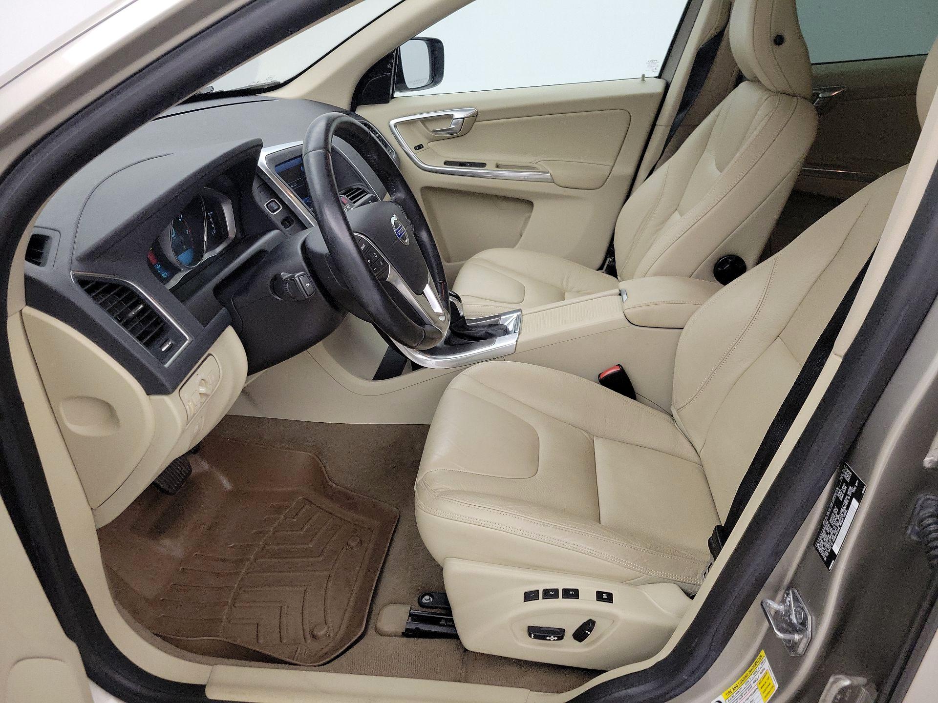 Thumbnail: 2014 Volvo XC60 - 11