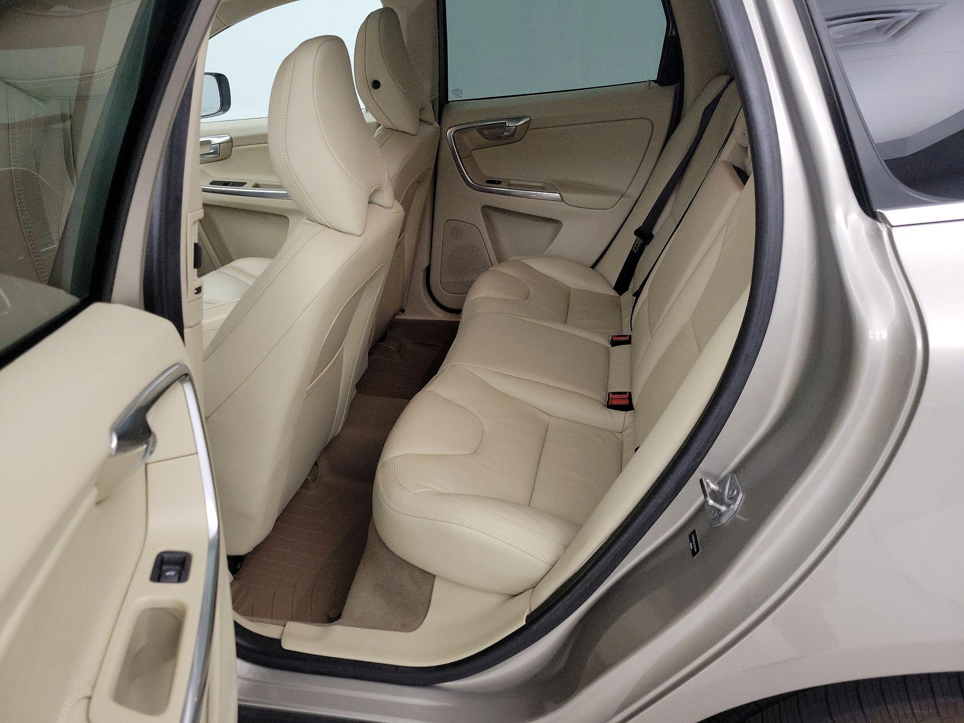 Thumbnail: 2014 Volvo XC60 - 20