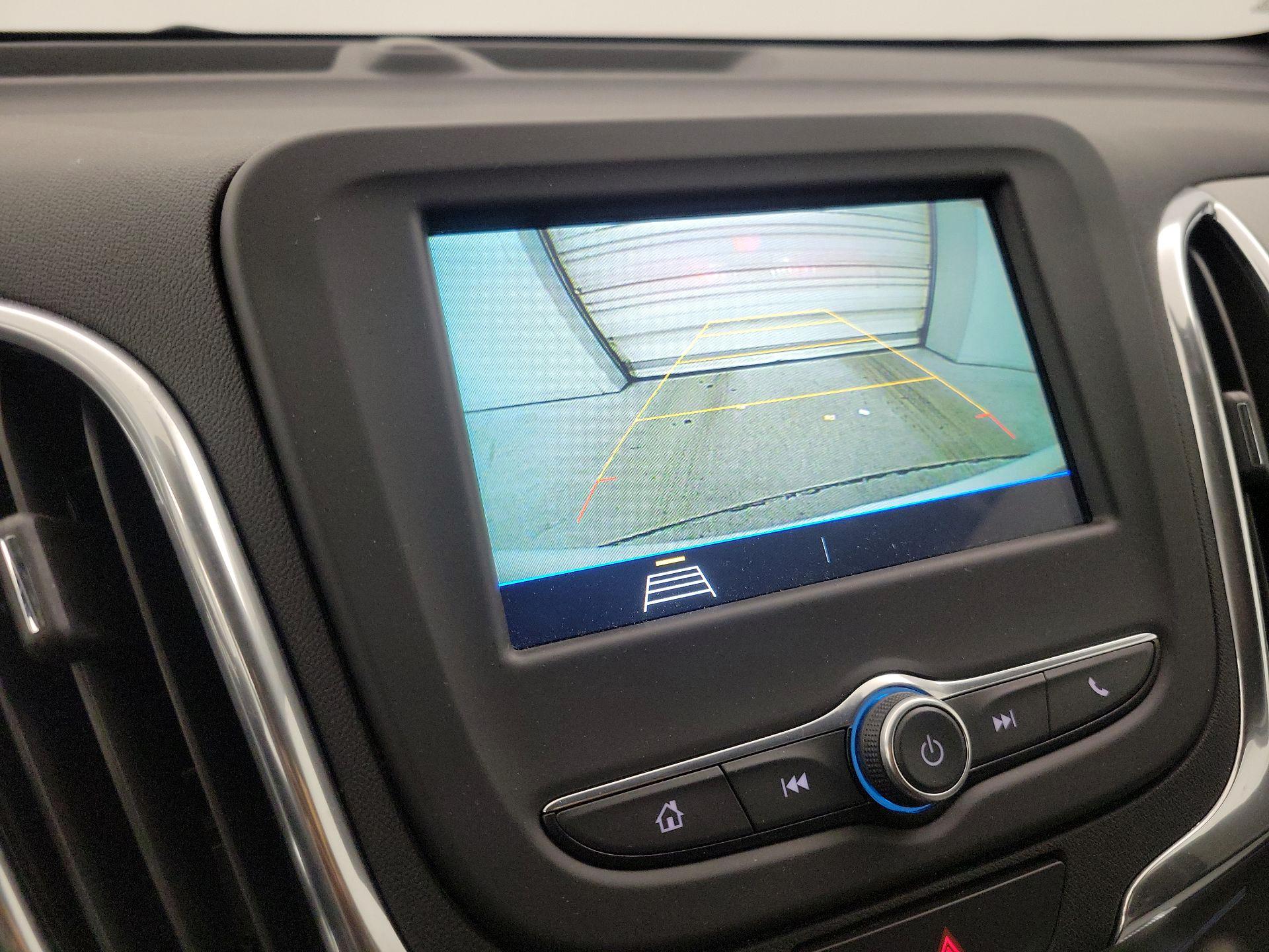 Thumbnail: 2019 Chevrolet Equinox - 14