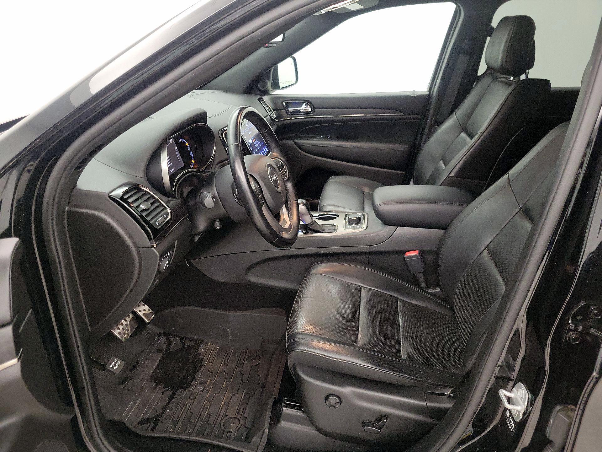 Thumbnail: 2021 Jeep Grand Cherokee - 11