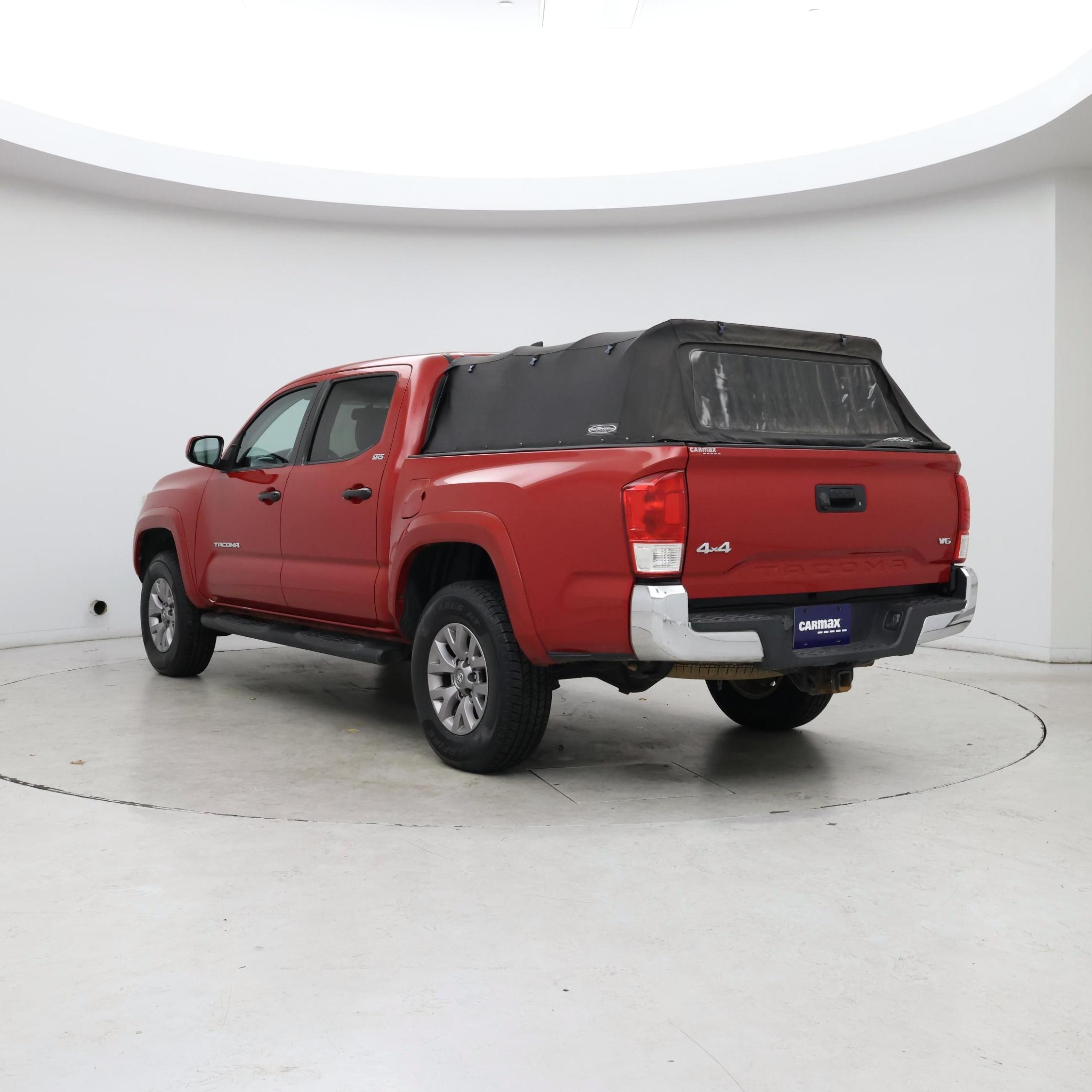 Thumbnail: 2017 Toyota Tacoma - 2
