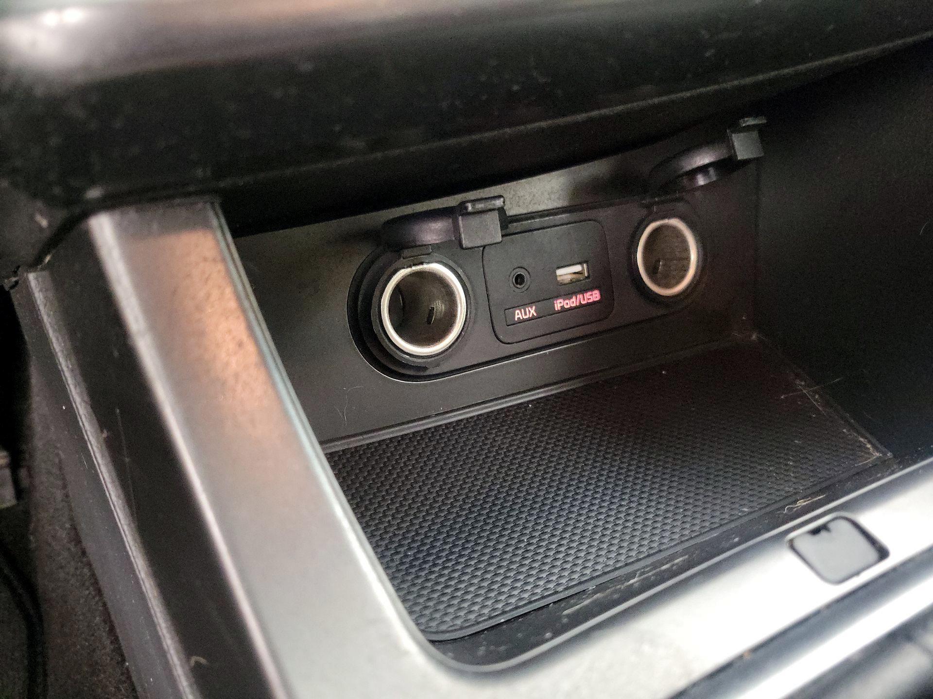 Thumbnail: 2015 Kia Optima - 17