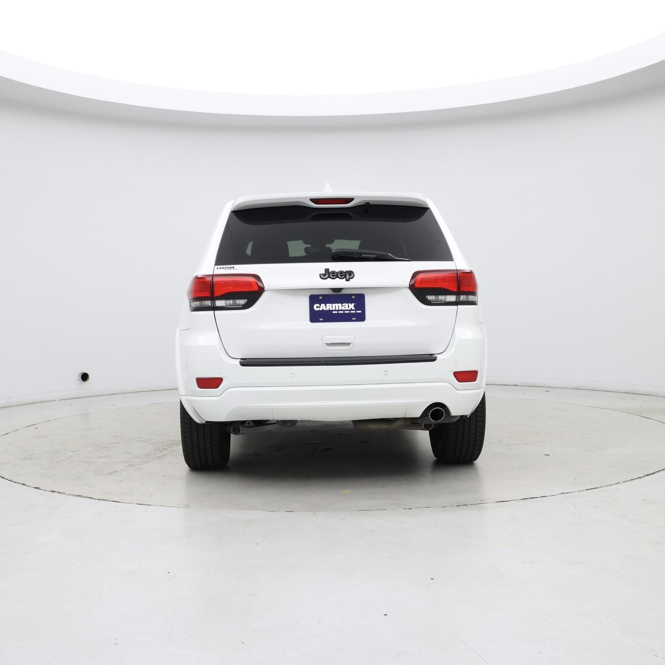 Thumbnail: 2017 Jeep Grand Cherokee - 6