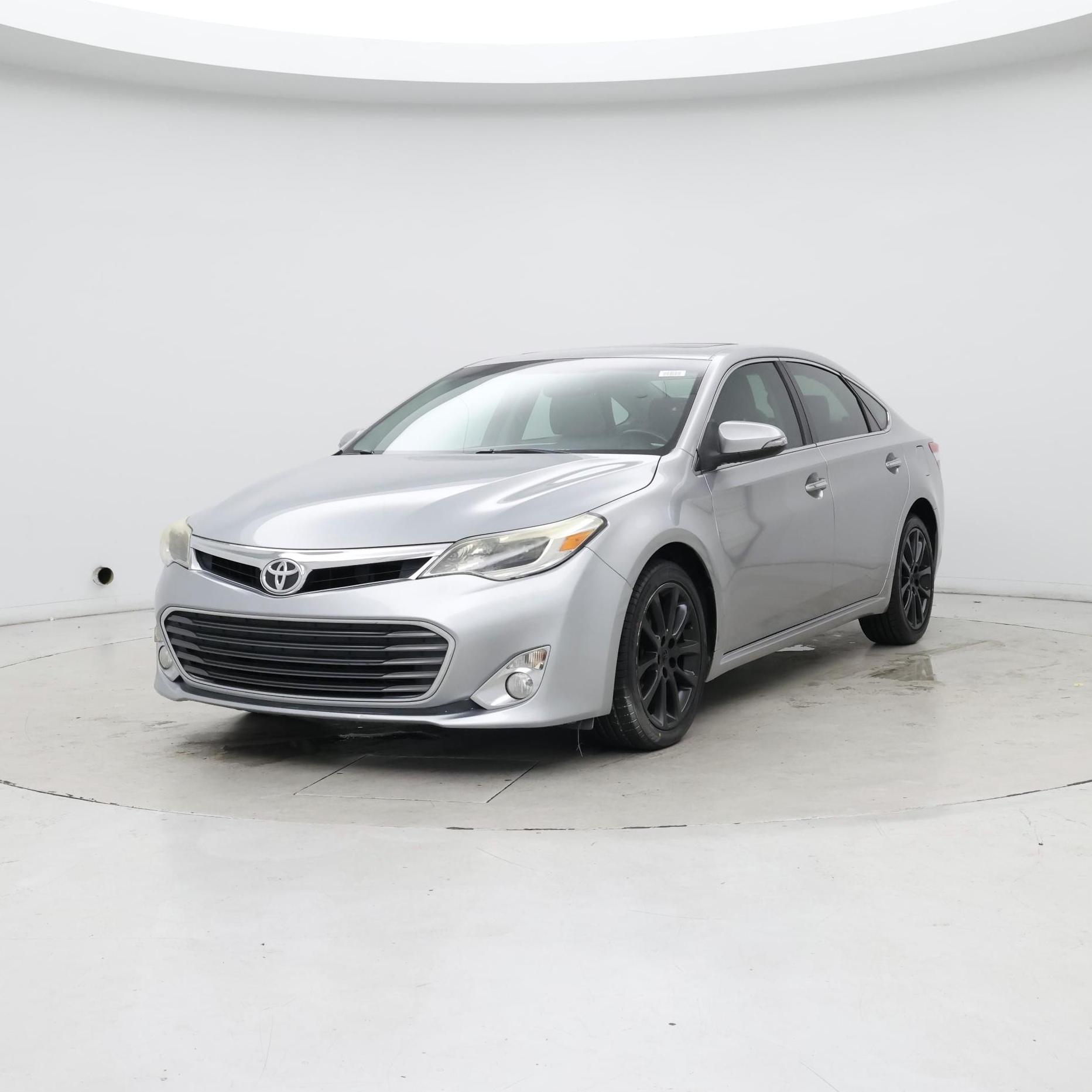 Thumbnail: 2015 Toyota Avalon - 4