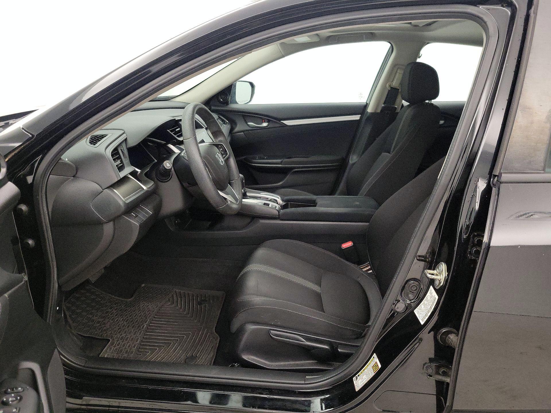 Thumbnail: 2016 Honda Civic - 11
