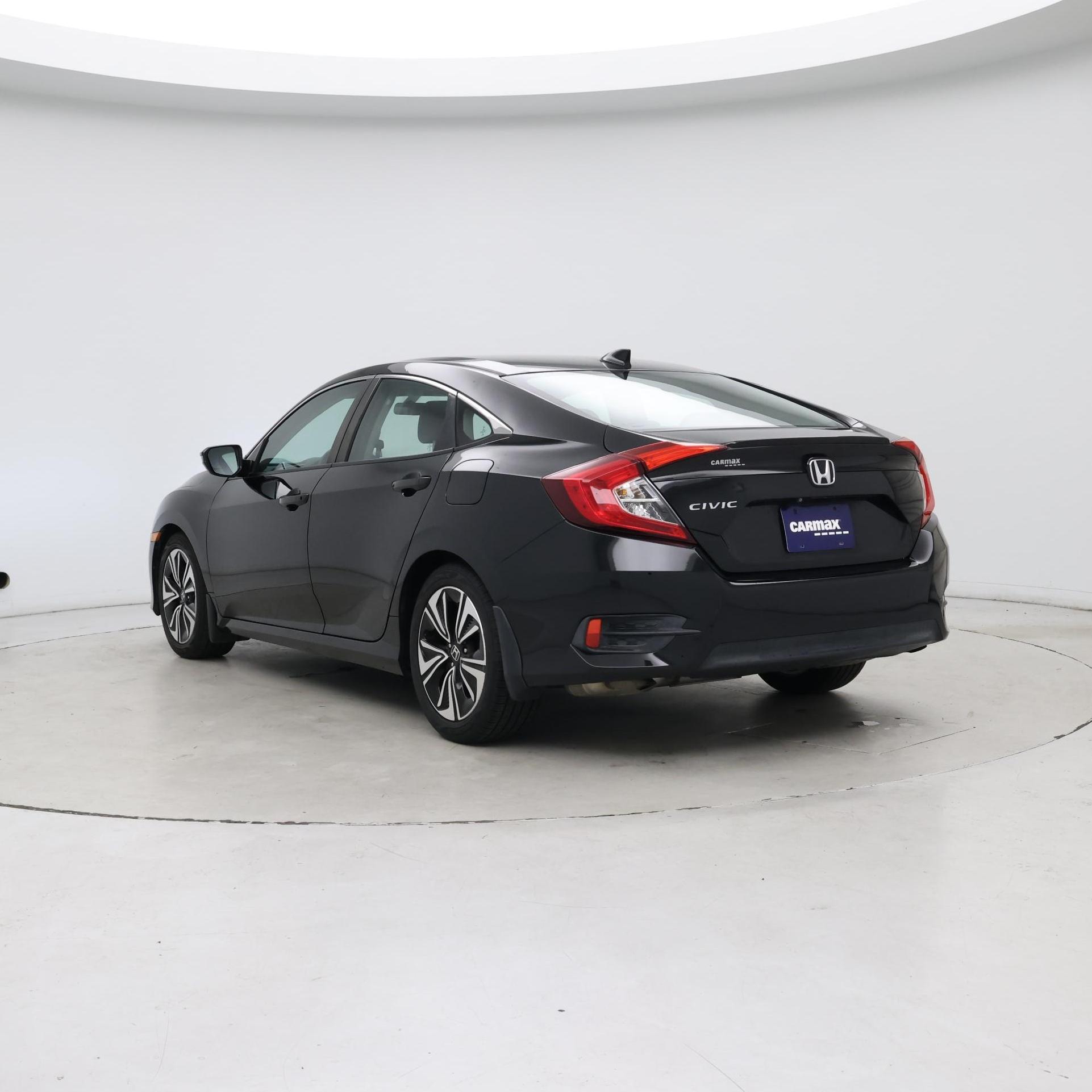 Thumbnail: 2016 Honda Civic - 2
