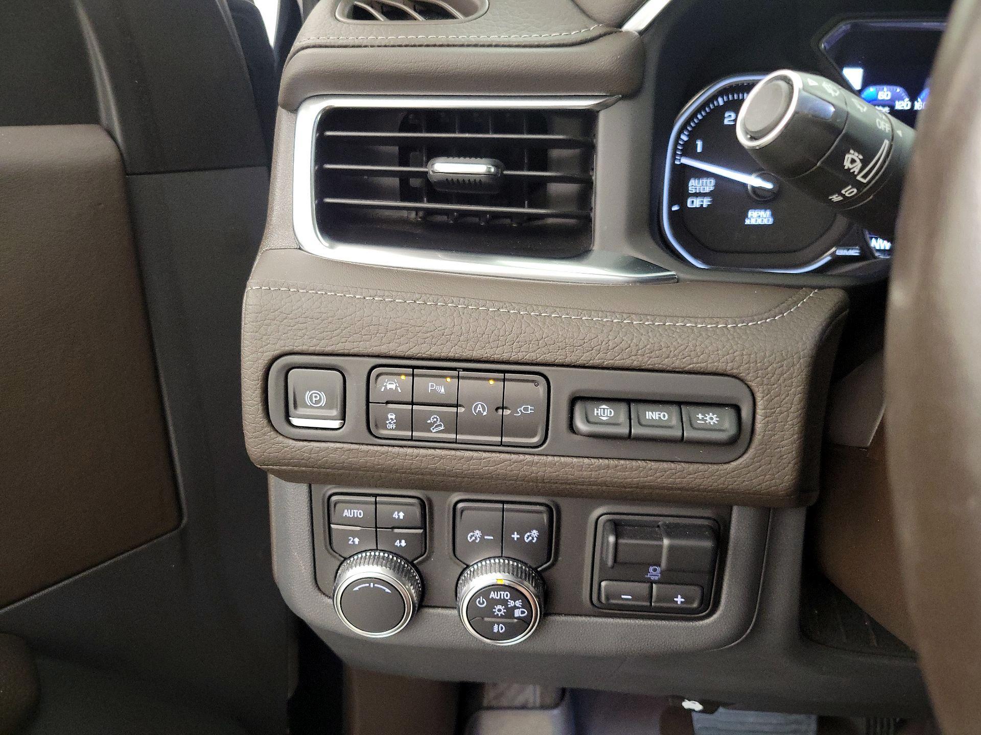 Thumbnail: 2021 GMC Yukon XL - 13