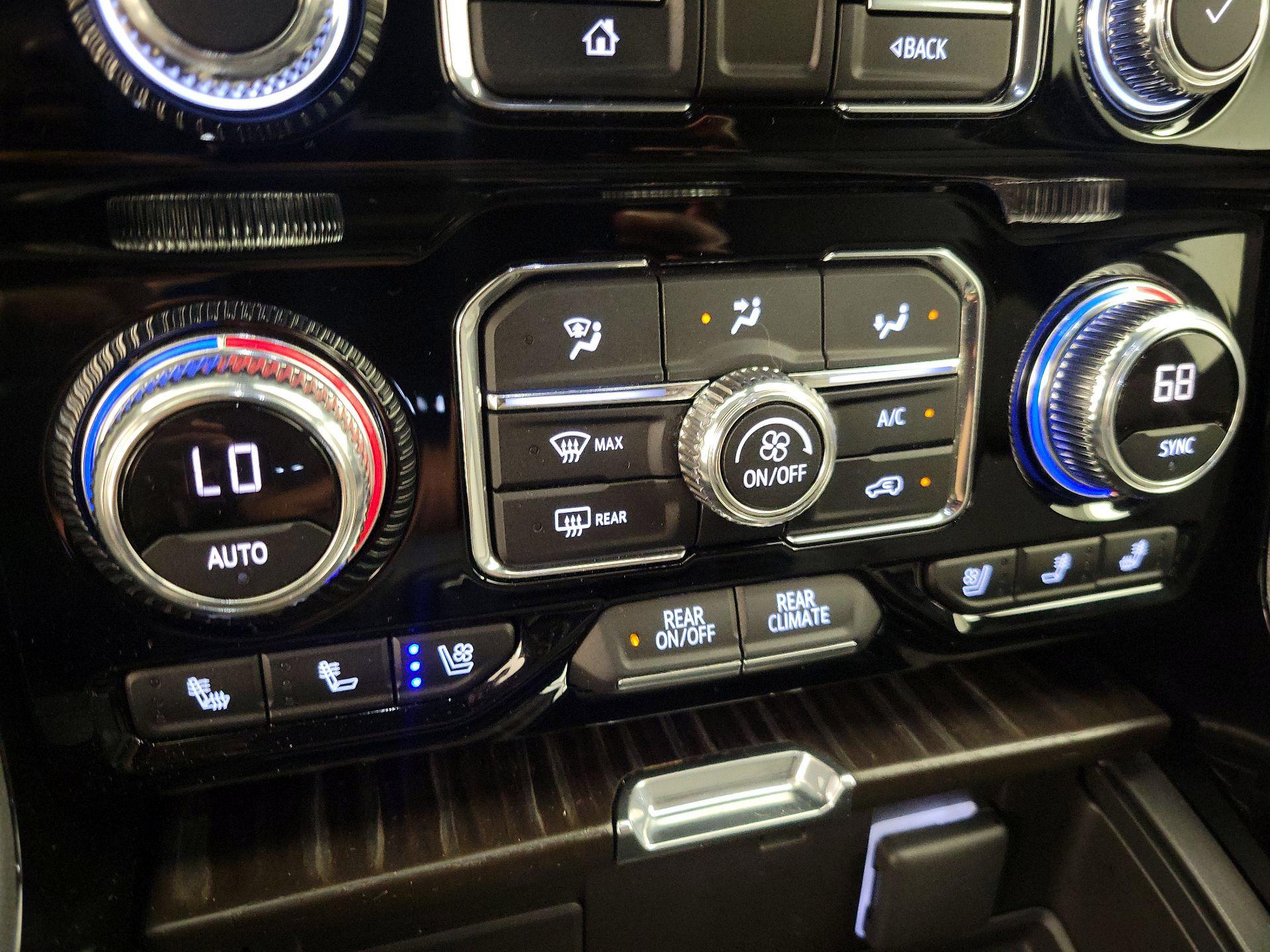 Thumbnail: 2021 GMC Yukon XL - 16