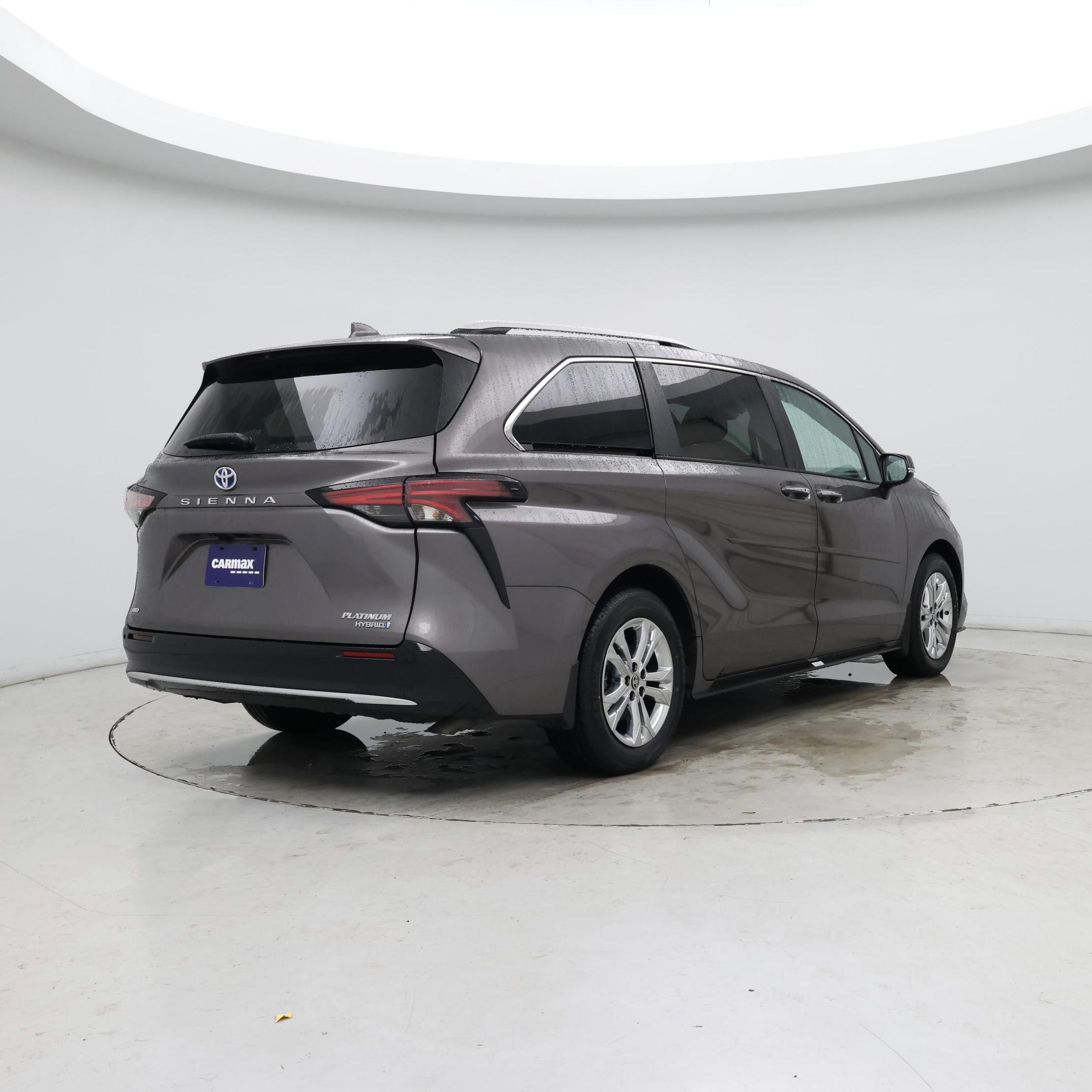 Thumbnail: 2024 Toyota Sienna - 8