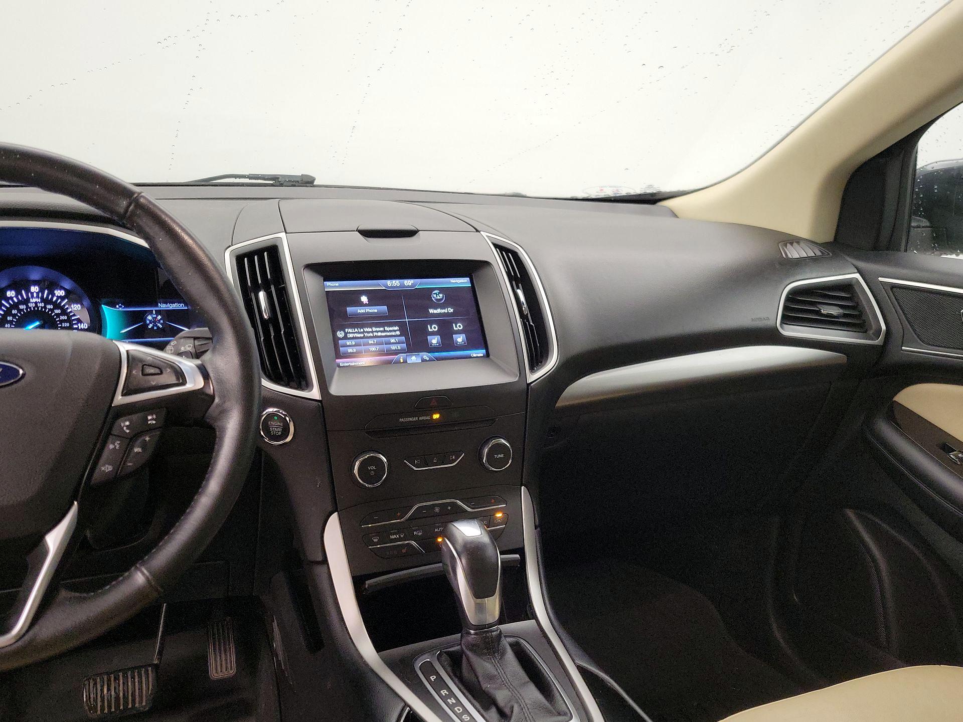 Thumbnail: 2015 Ford Edge - 9