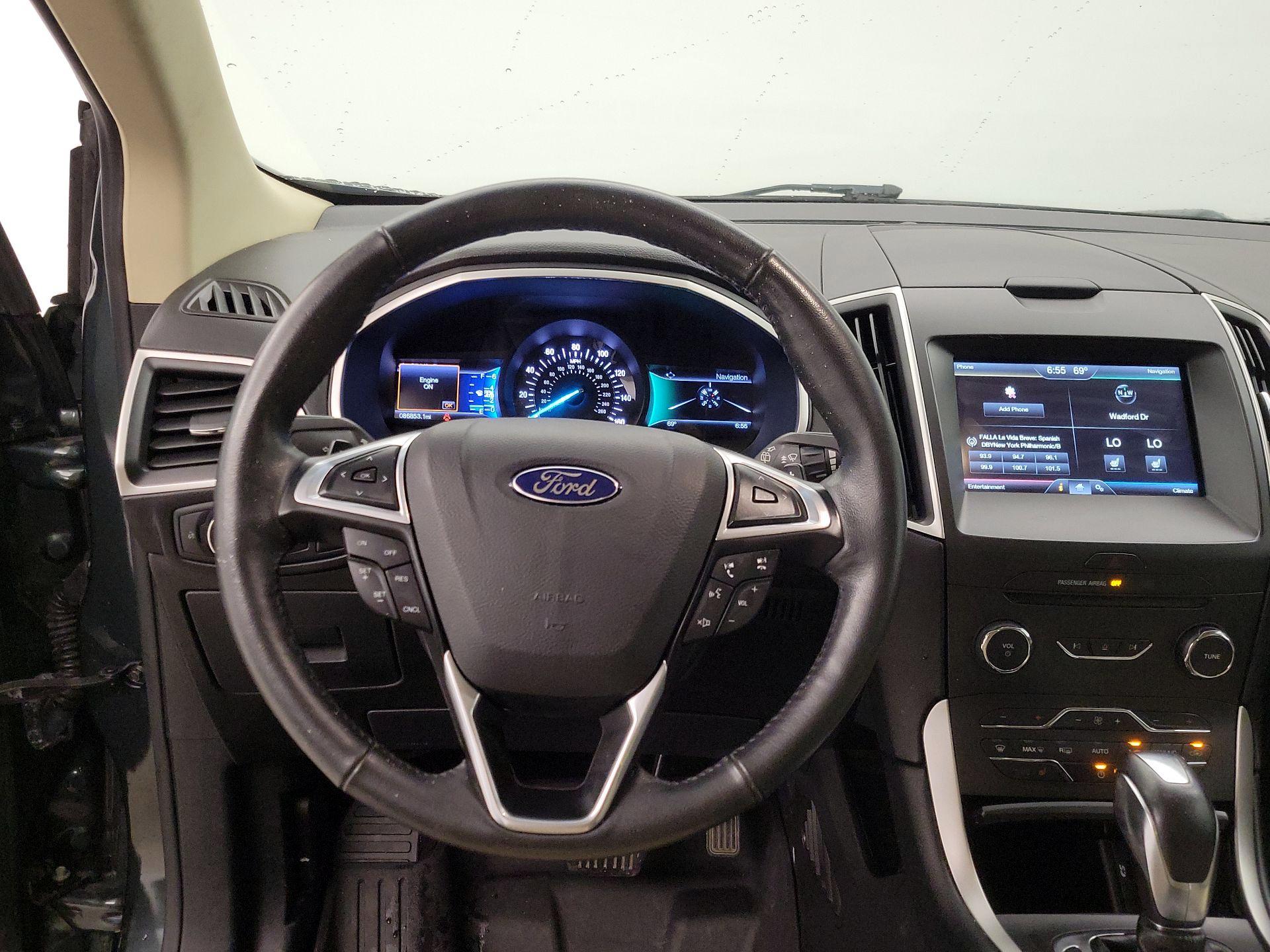 Thumbnail: 2015 Ford Edge - 10