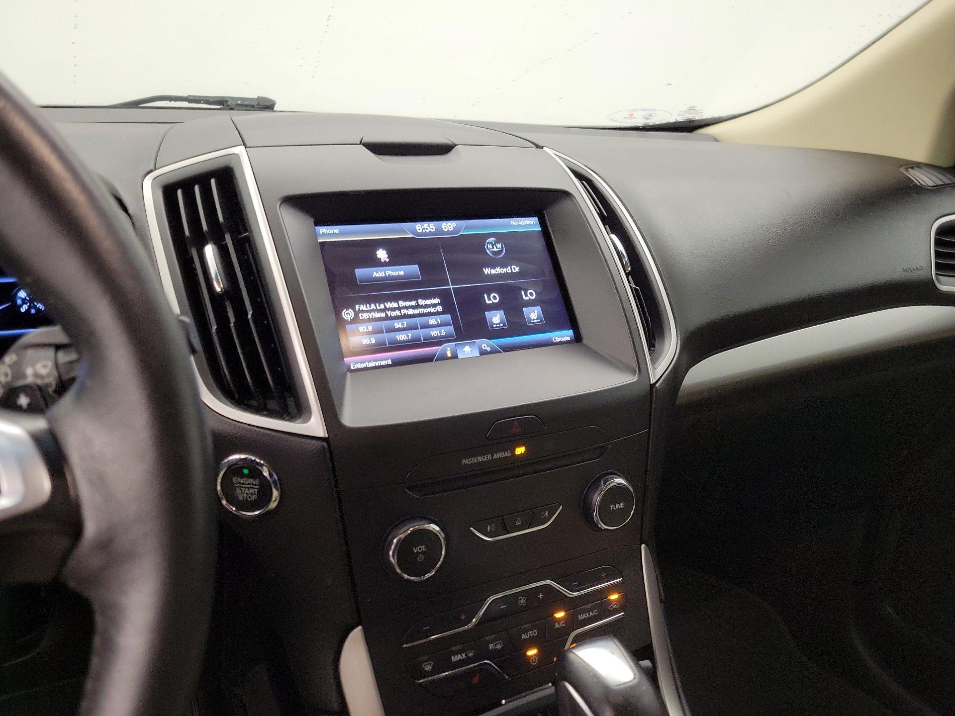 Thumbnail: 2015 Ford Edge - 15