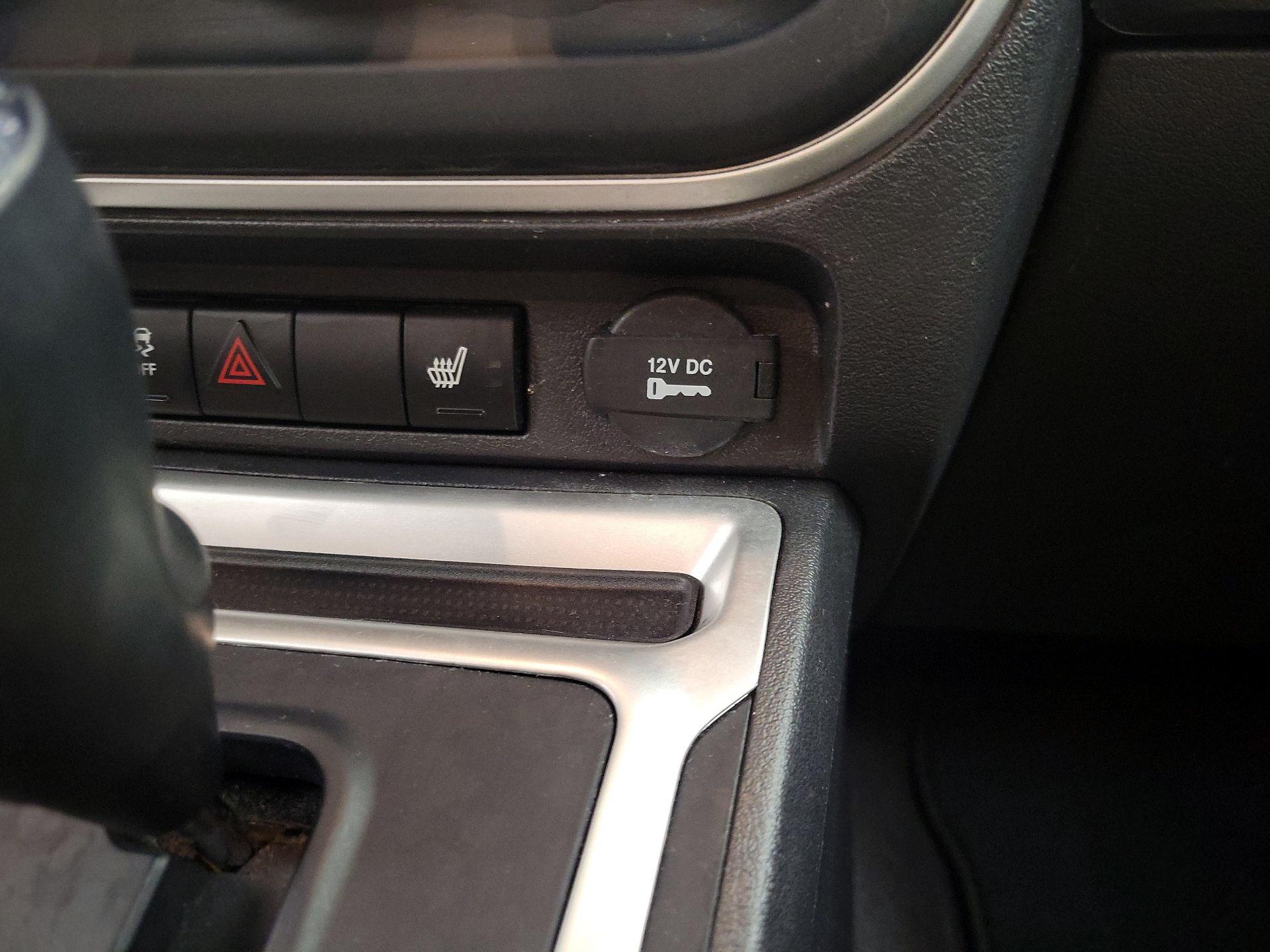 Thumbnail: 2015 Jeep Compass - 17