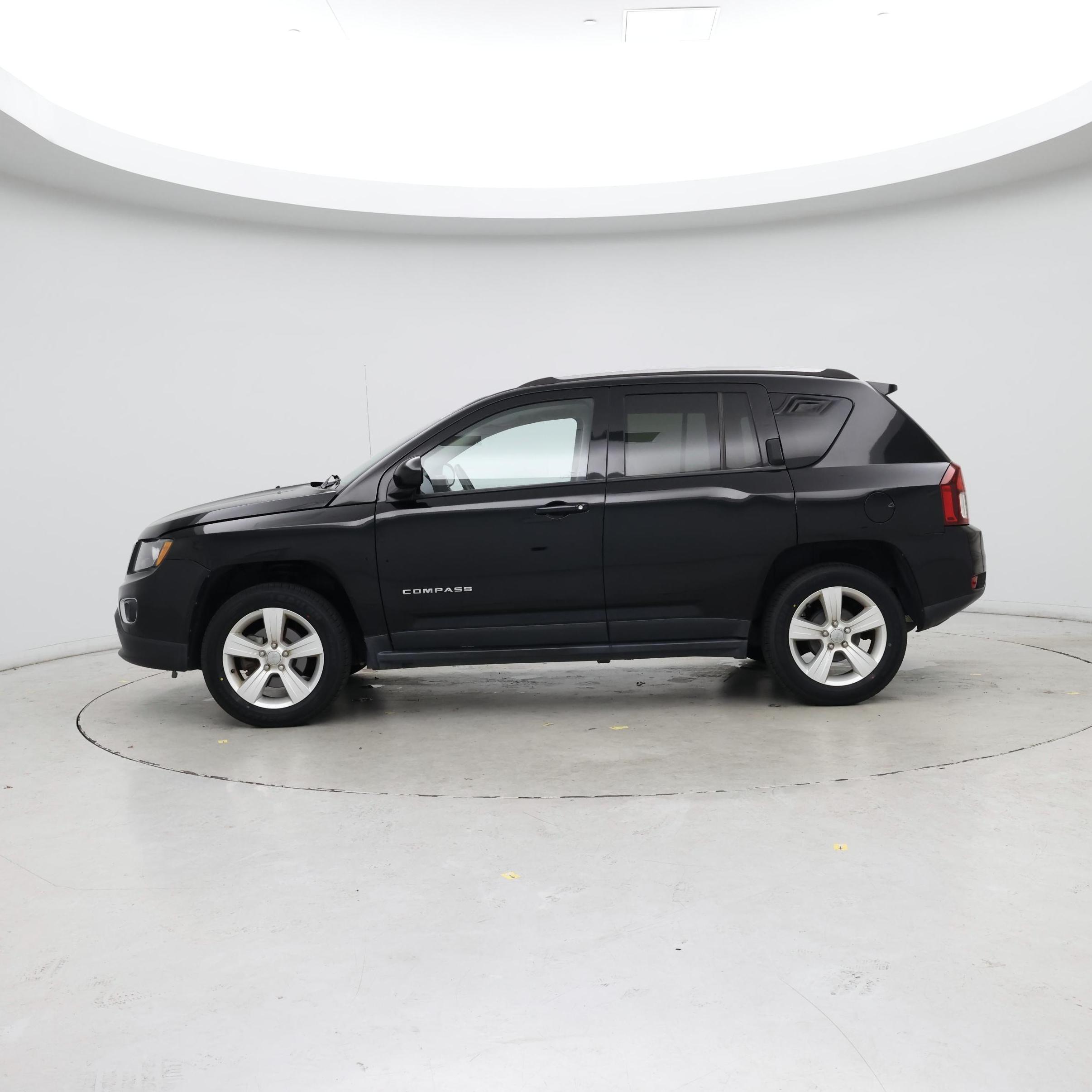 Thumbnail: 2015 Jeep Compass - 3